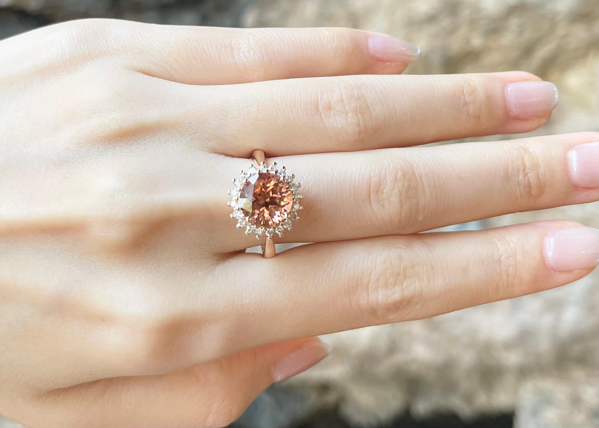 Contemporary Pink Tourmaline with Brown Diamond Ring set in 18K Rose Gold Settings For Sale