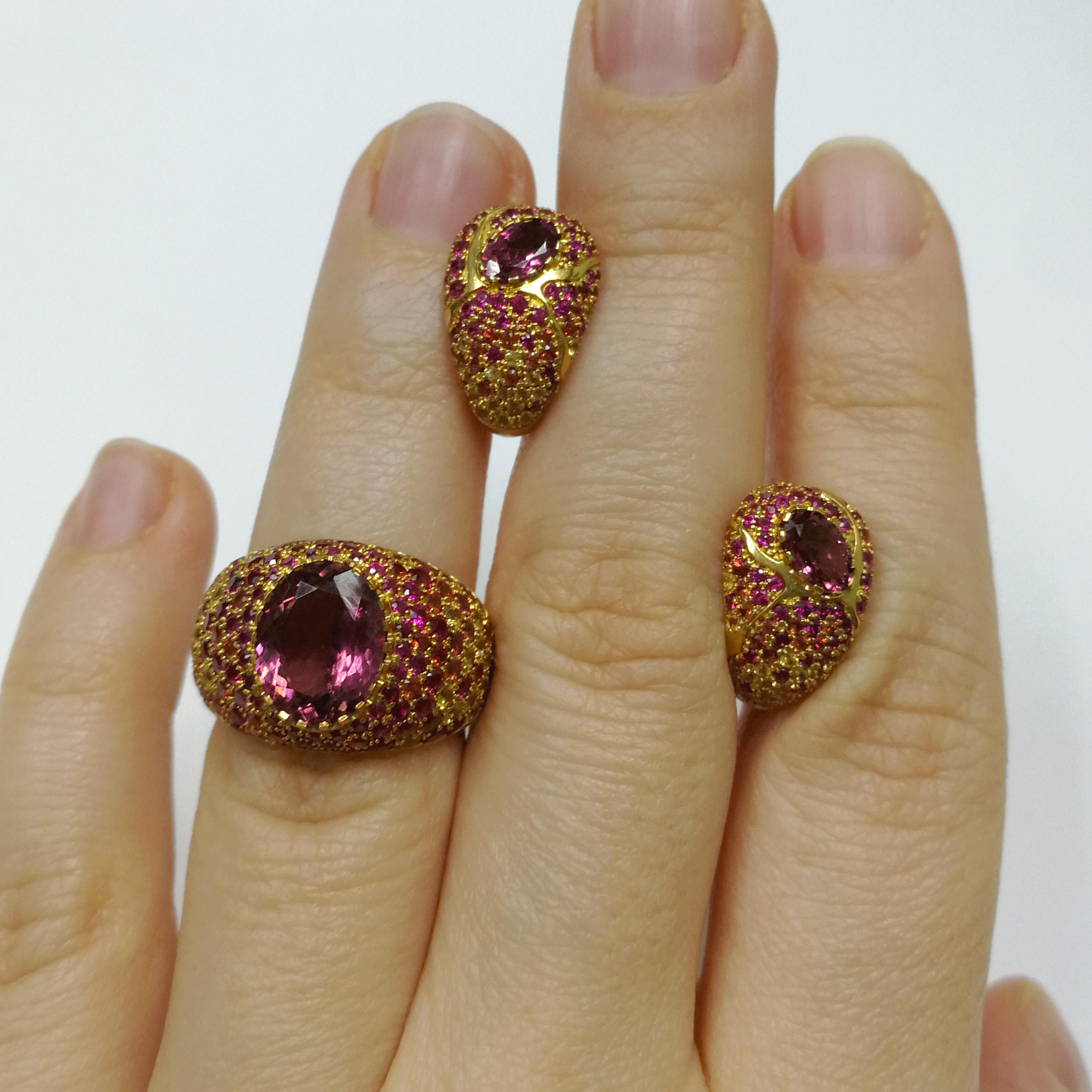 Pink Tourmalines Sapphires Rubies Yellow 18 Karat Gold Riviera Suite
The name and the variety of colours in this collection are associated with the bright Italian and French Riviera, vivid and colourful houses and sun reflections on the water. A