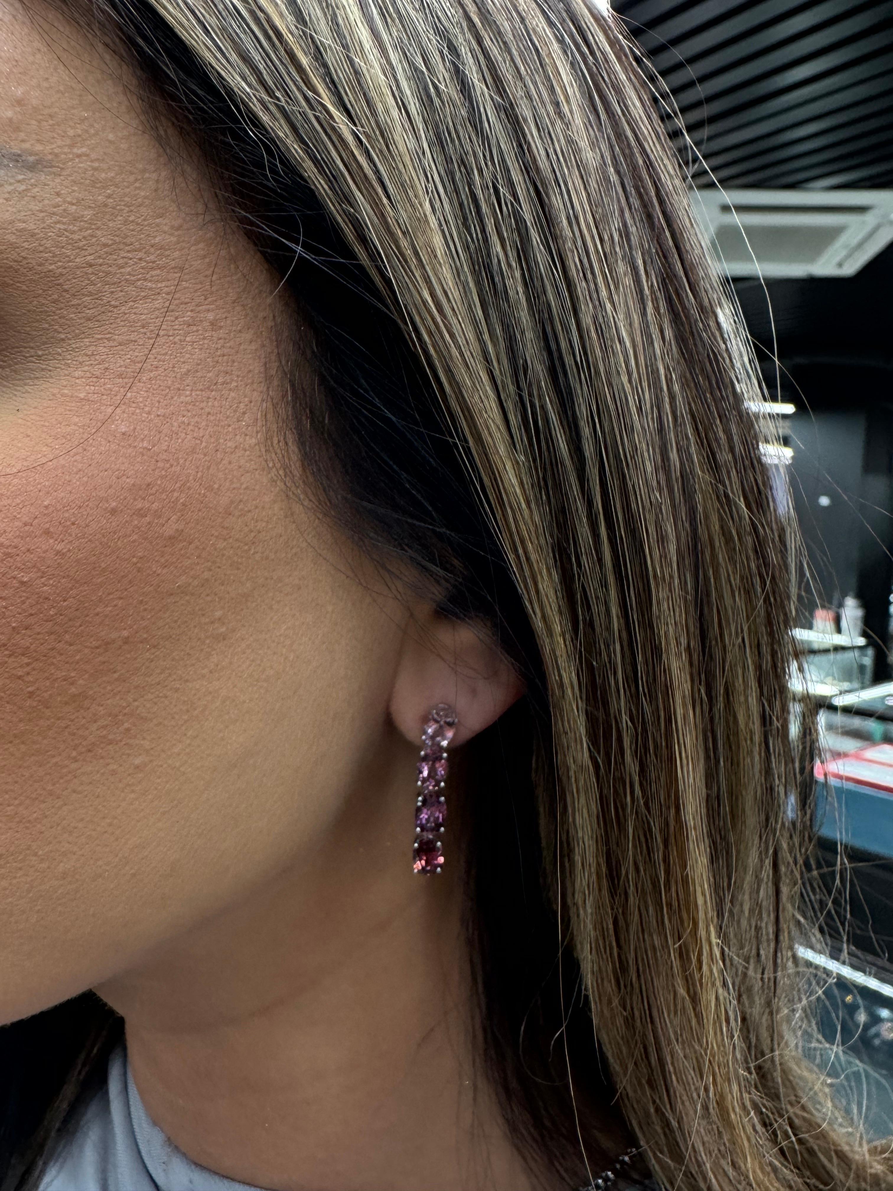 Orecchini a goccia con gemme rosa Tourmline Ombree 6,20 carati in oro bianco 14 carati In condizioni Nuovo in vendita a New York, NY