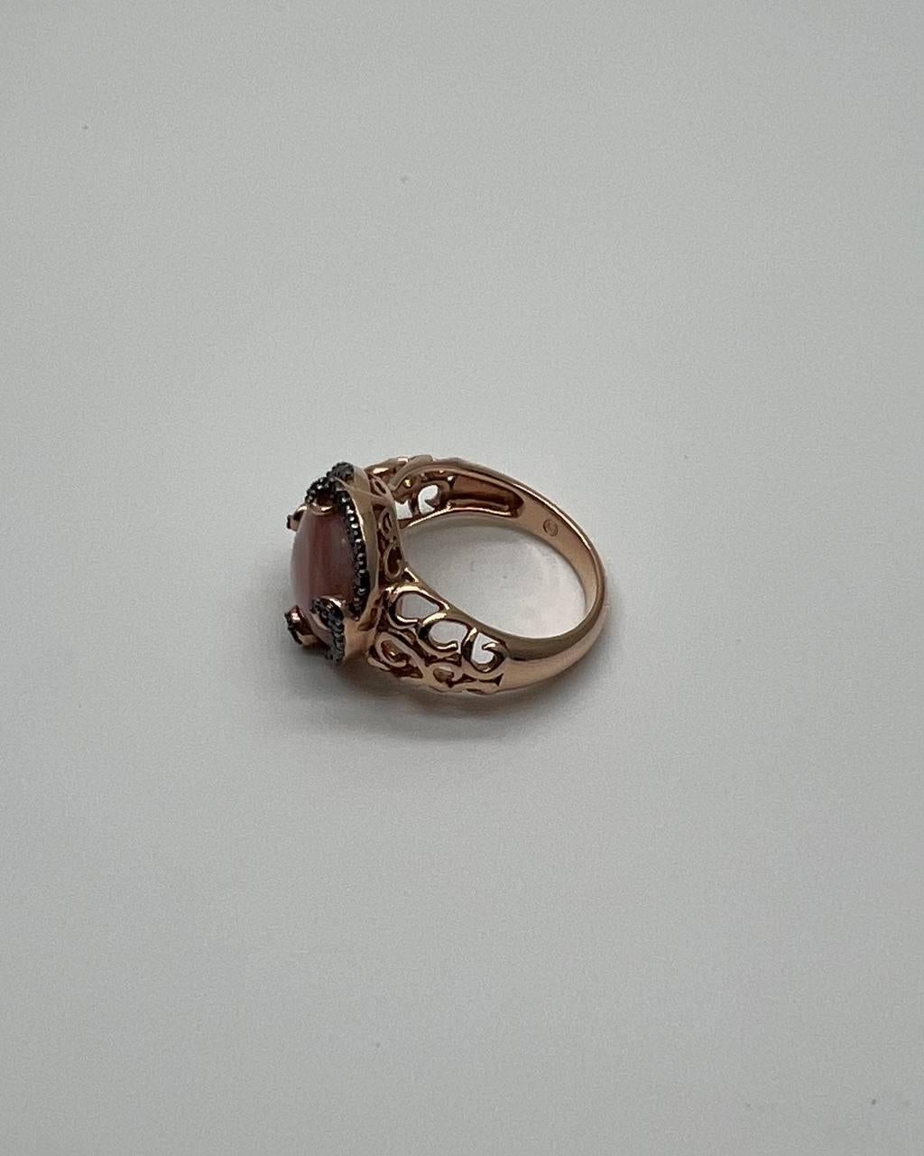Pink Translucent Mother of Pearl Black Diamonds Halo 14K Rose Gold Cocktail Ring For Sale 4