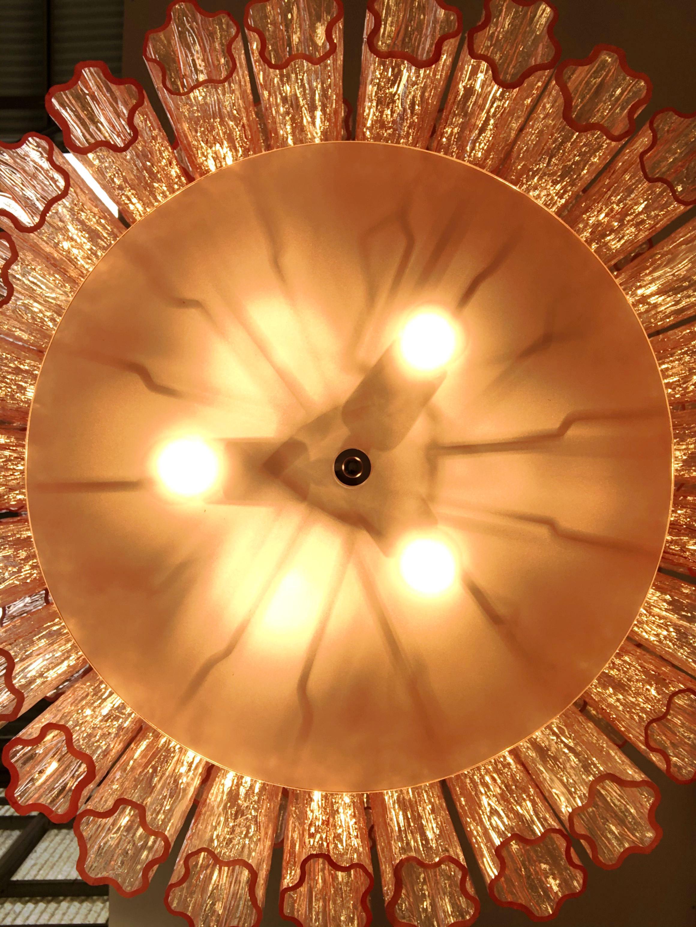 Lampadario Tronchi rosa di Fabio Ltd in vendita 3