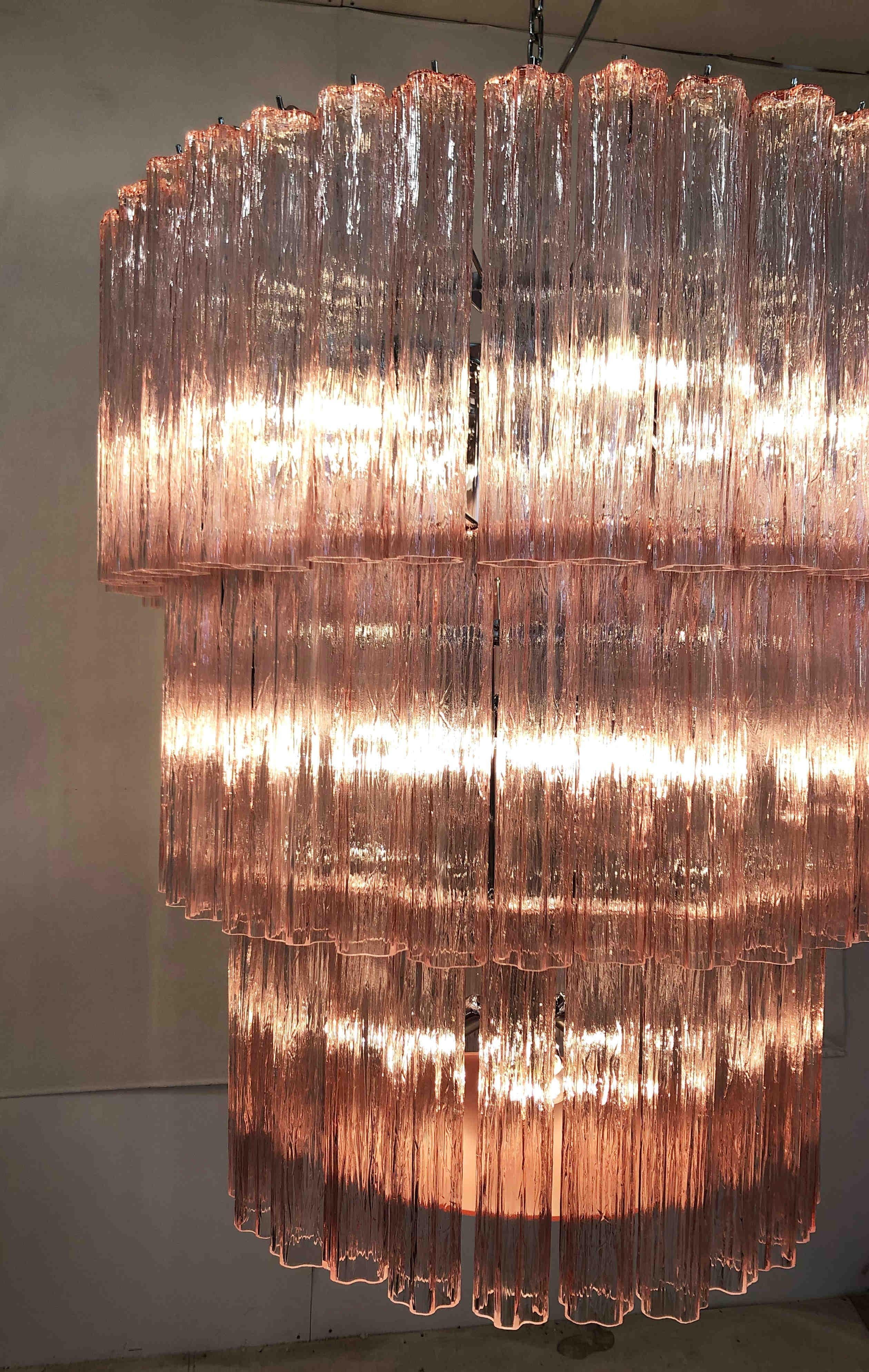 Vetro di Murano Lampadario Tronchi rosa di Fabio Ltd in vendita