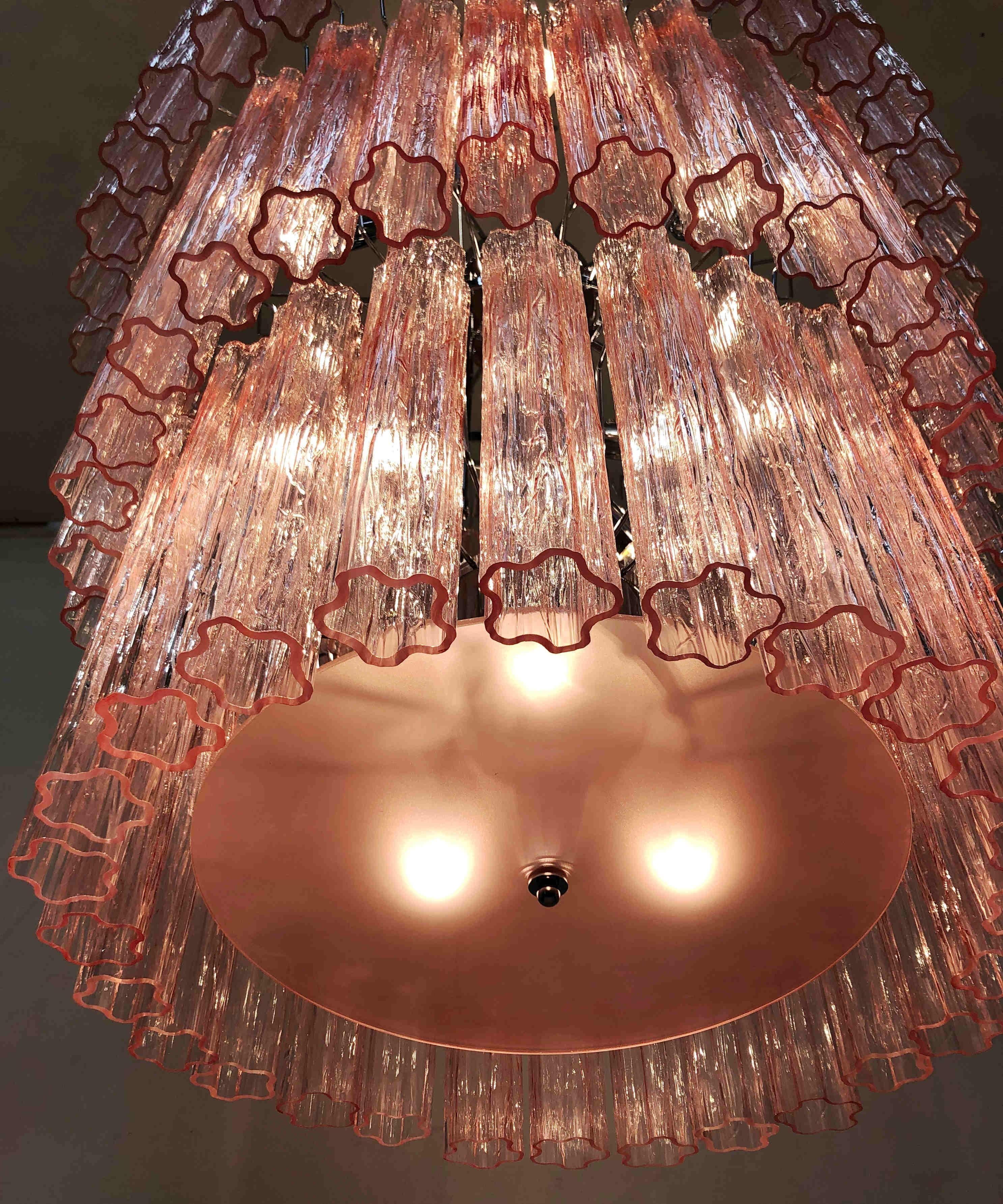 Lampadario Tronchi rosa di Fabio Ltd in vendita 1