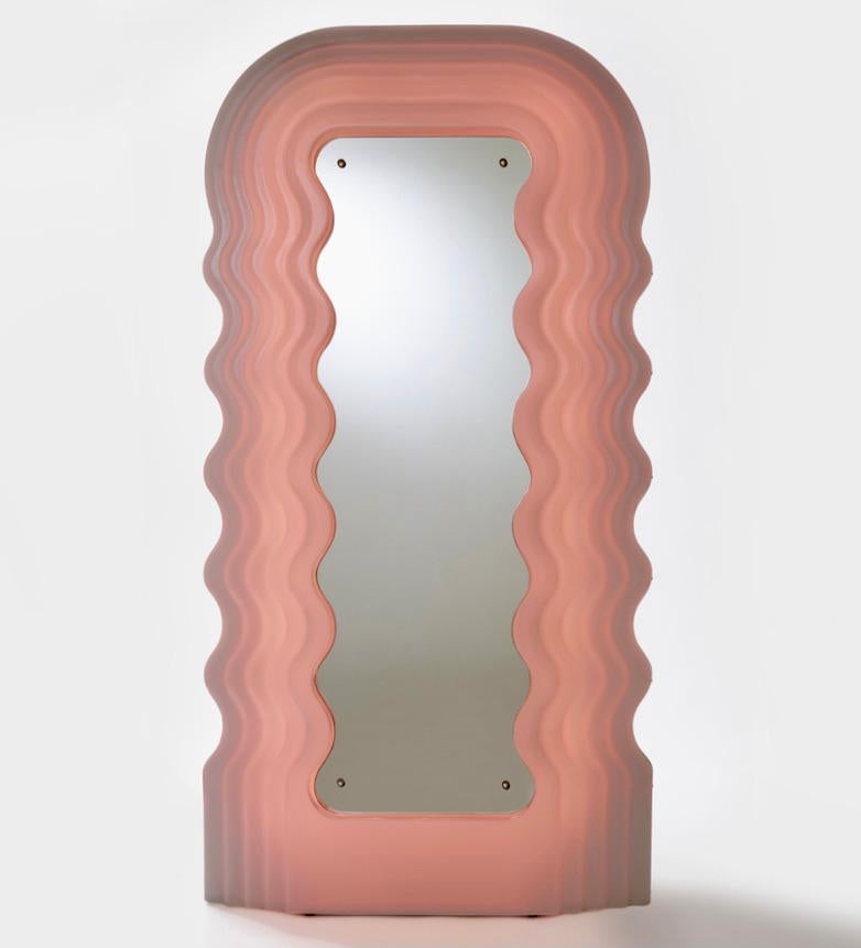 Verre Miroir ' Ultrafragola ' rose conçu par Ettore Sottsass pour Poltronova, Italie en vente