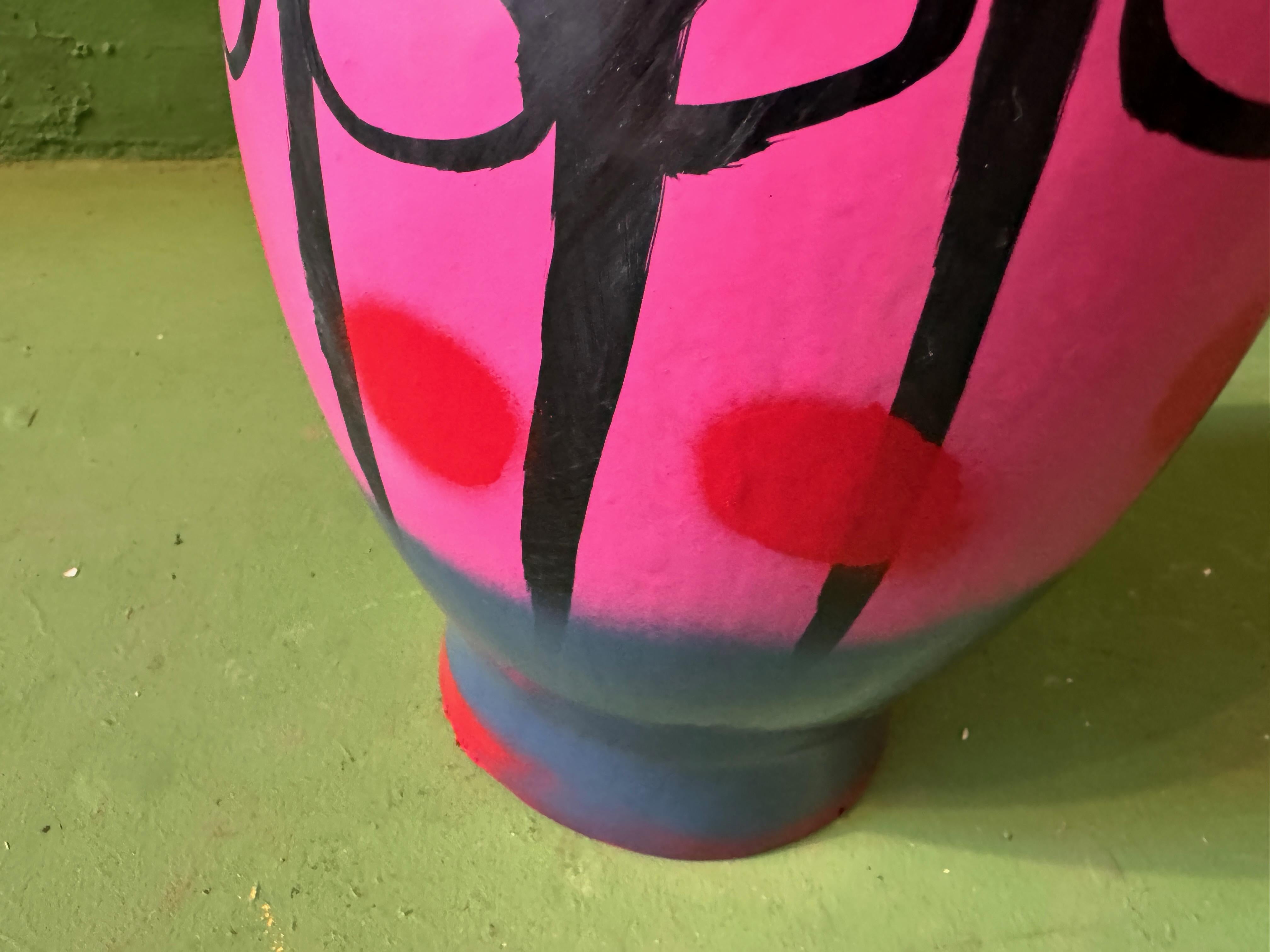 Postmoderno Vaso rosa di Markus Friedrich Staab in vendita