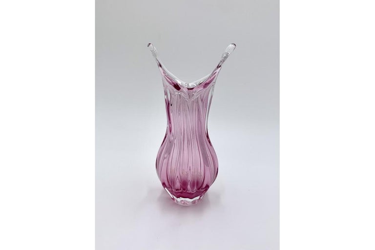 Mid-20th Century Pink Vase, Designed by J. Hospodka, Chribska, Czechoslovakia, 1960s For Sale