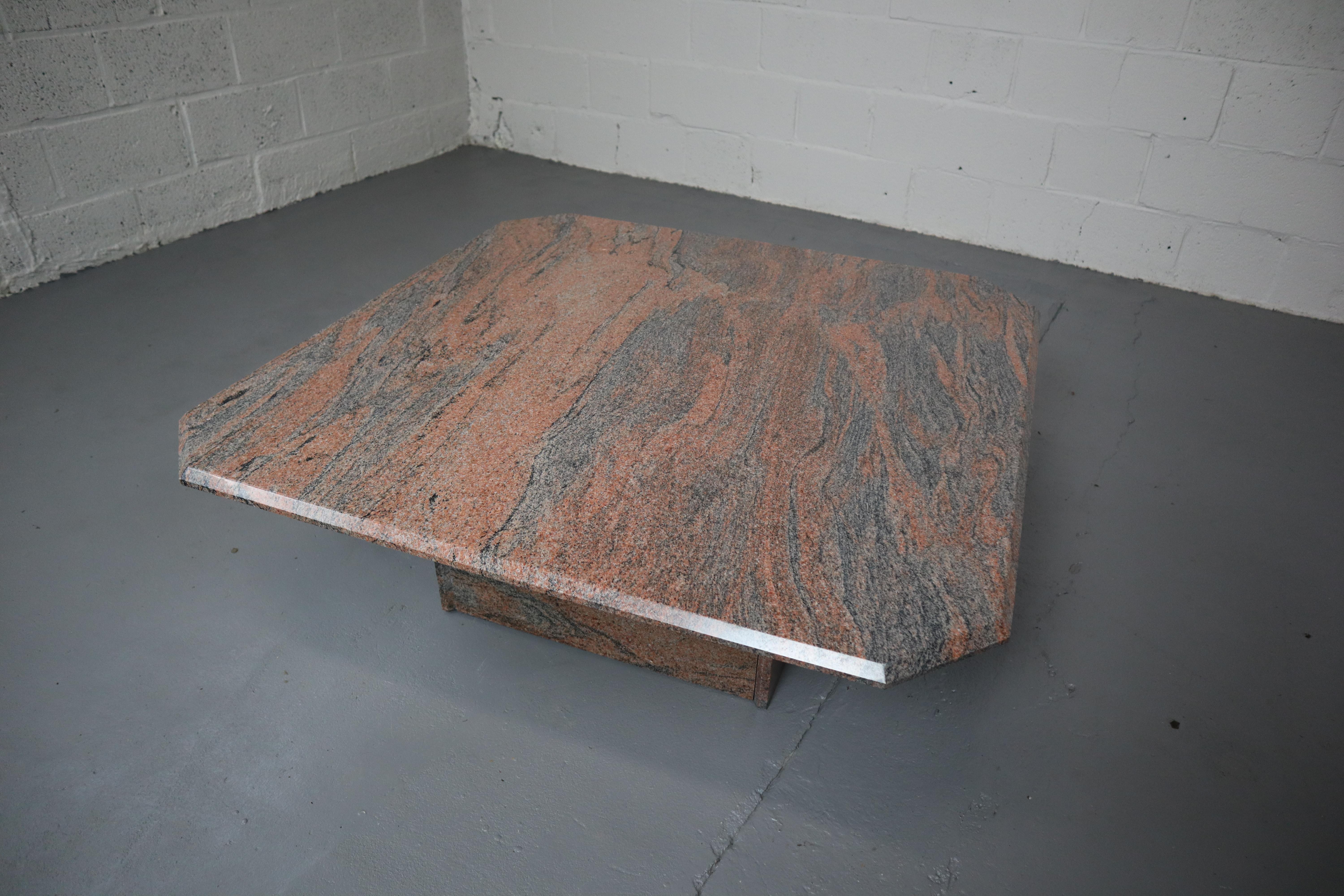 Pink Veined Granite Coffee Table, 1980s For Sale 3