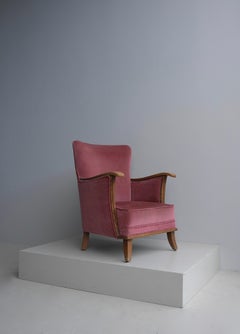 Pink Velvet and Oak Art Deco Lounge Chair, The Netherlands 1930's