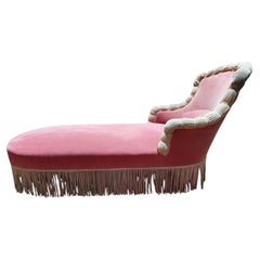 Pink velvet daybed, Napoleon III period