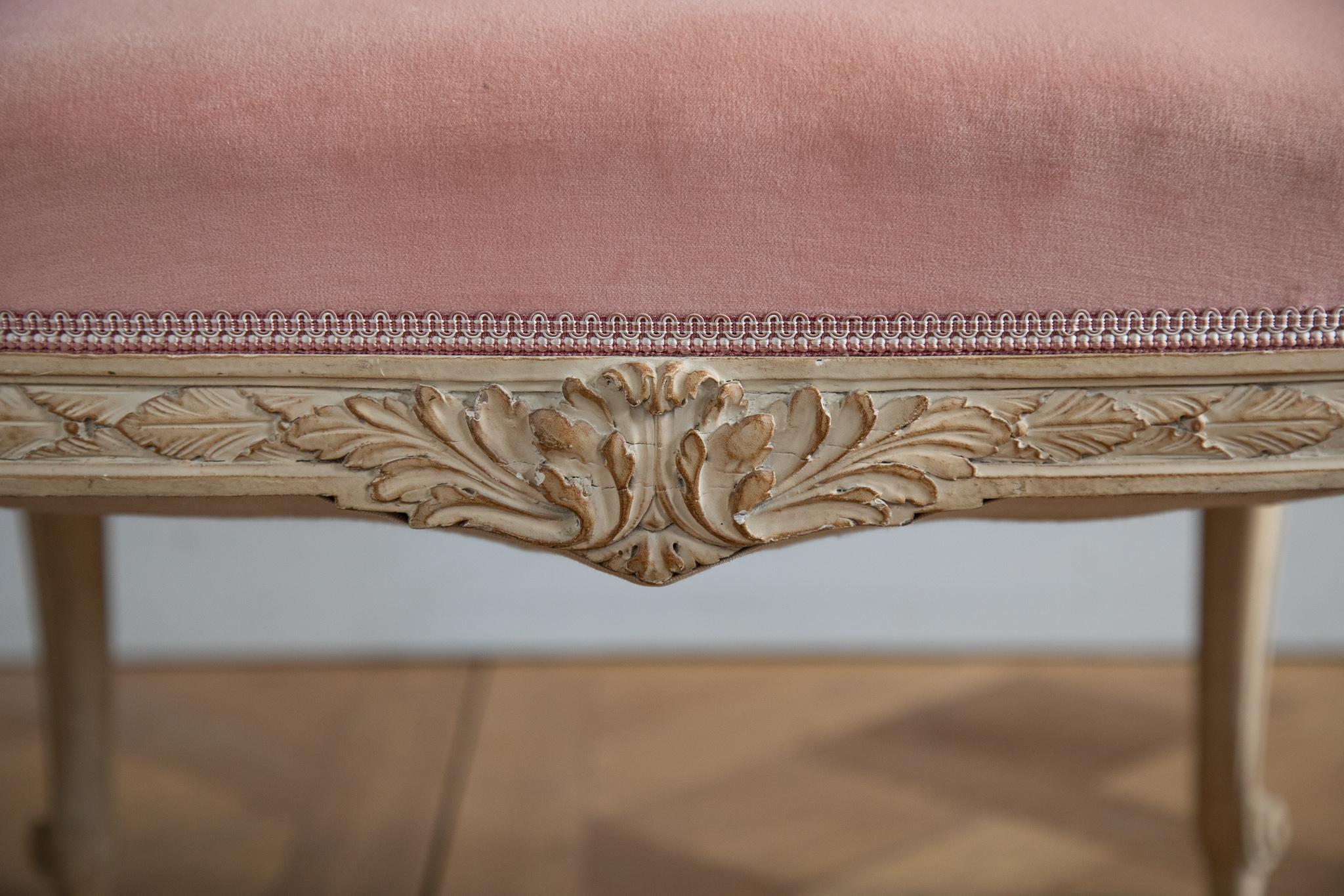 Pink Velvet Transition Louis XV-Louis XVI Style Marquise 9