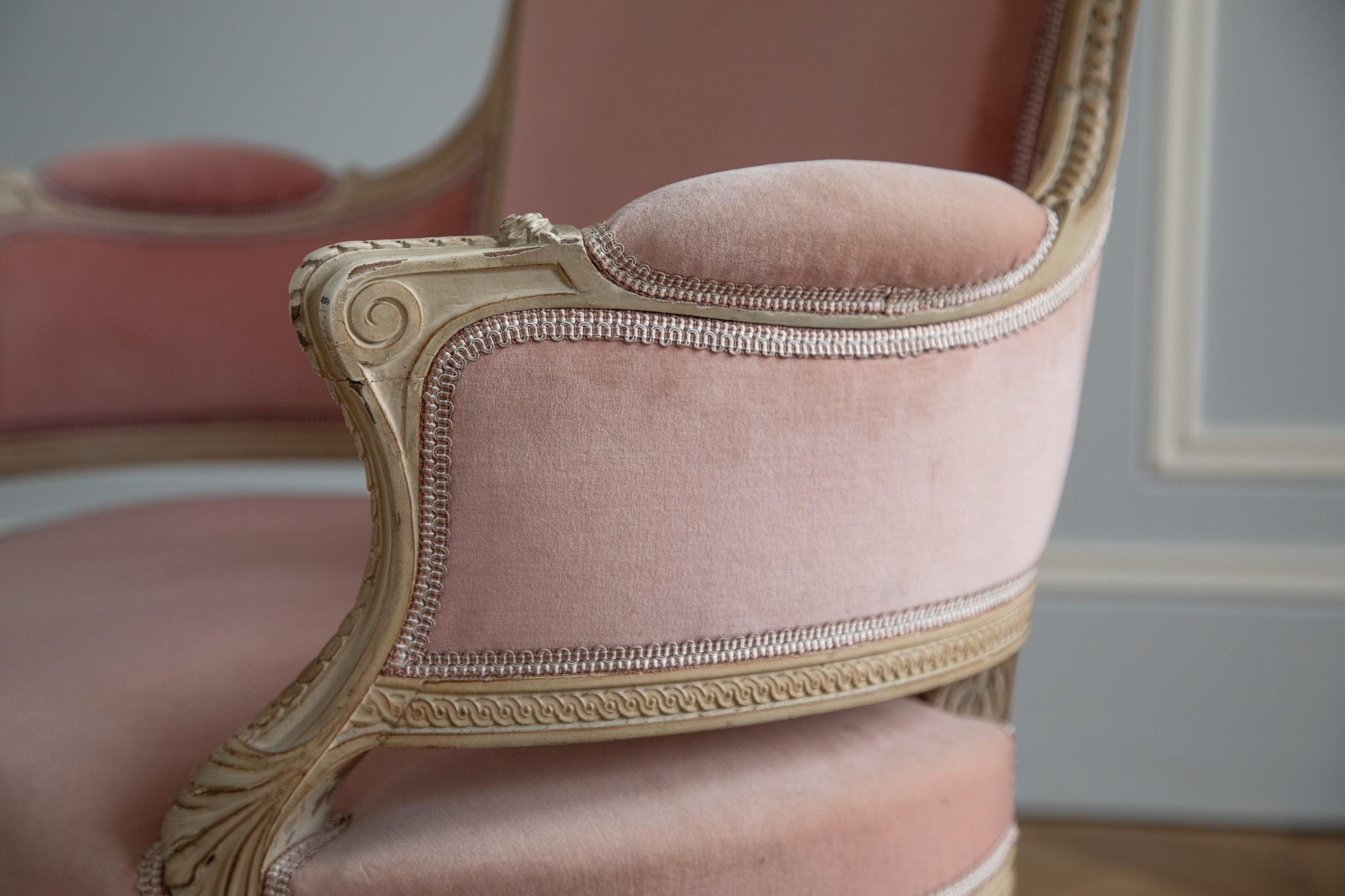 Pink Velvet Transition Louis XV-Louis XVI Style Marquise 10
