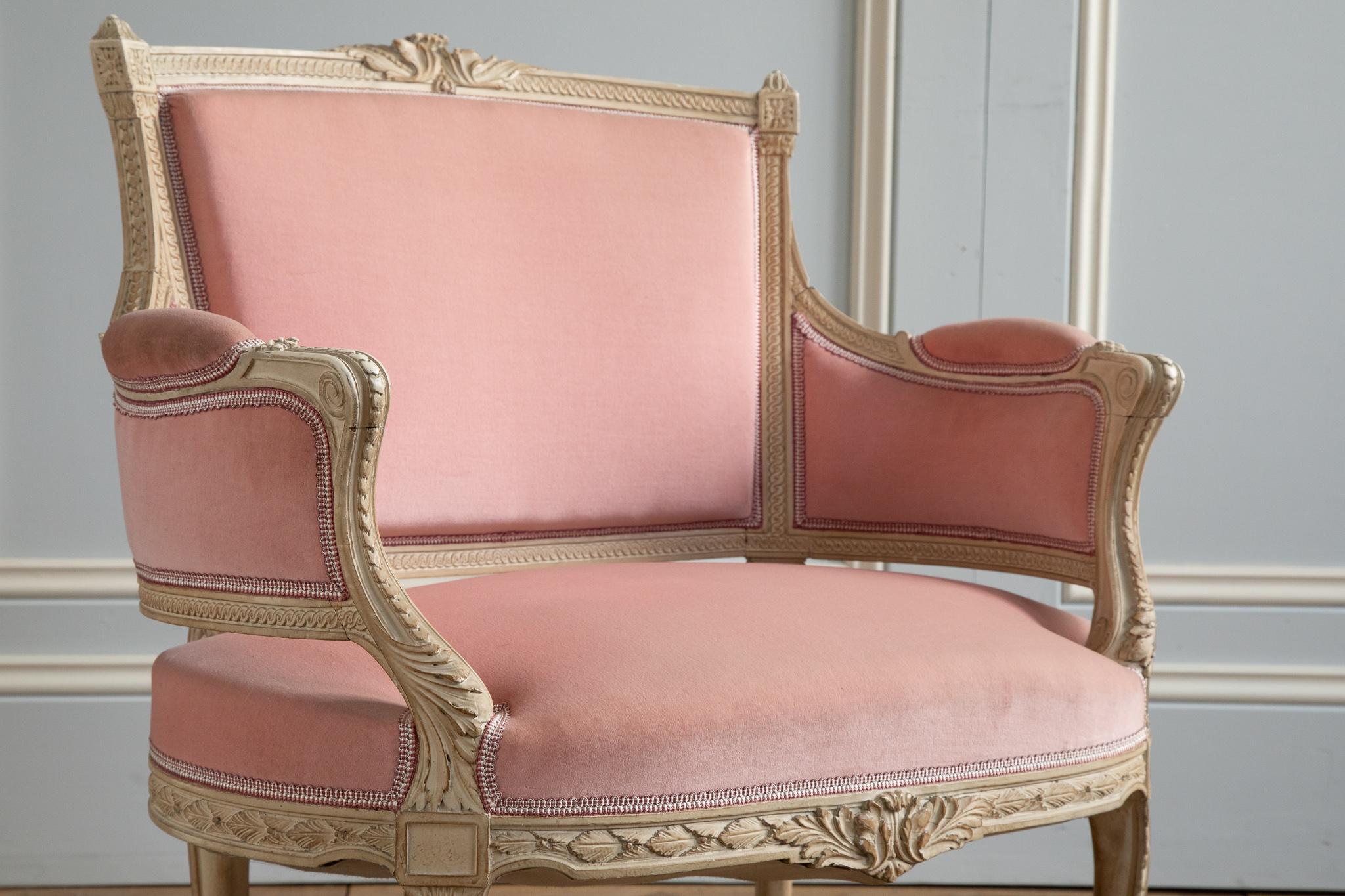 Pink Velvet Transition Louis XV-Louis XVI Style Marquise 2