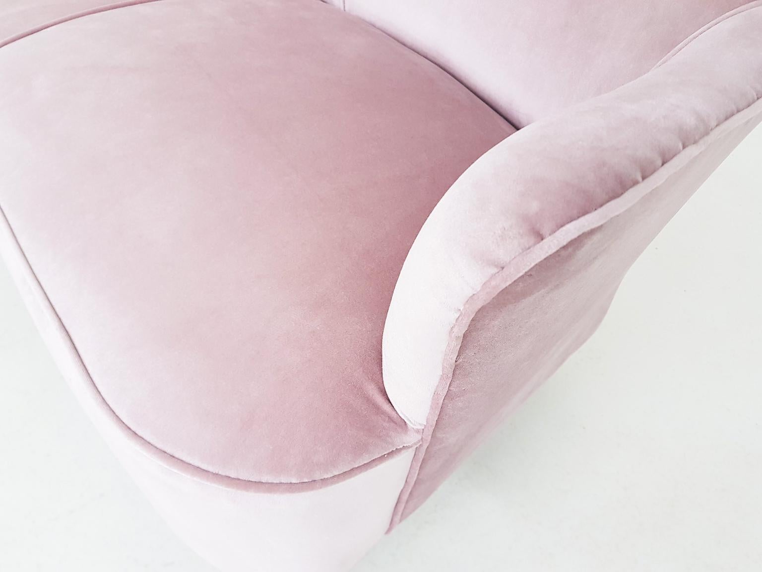 Mid-20th Century Pink Velvet Two Seat Sofa by Theo Ruth for Artifort, Dutch Modern Design 1950s