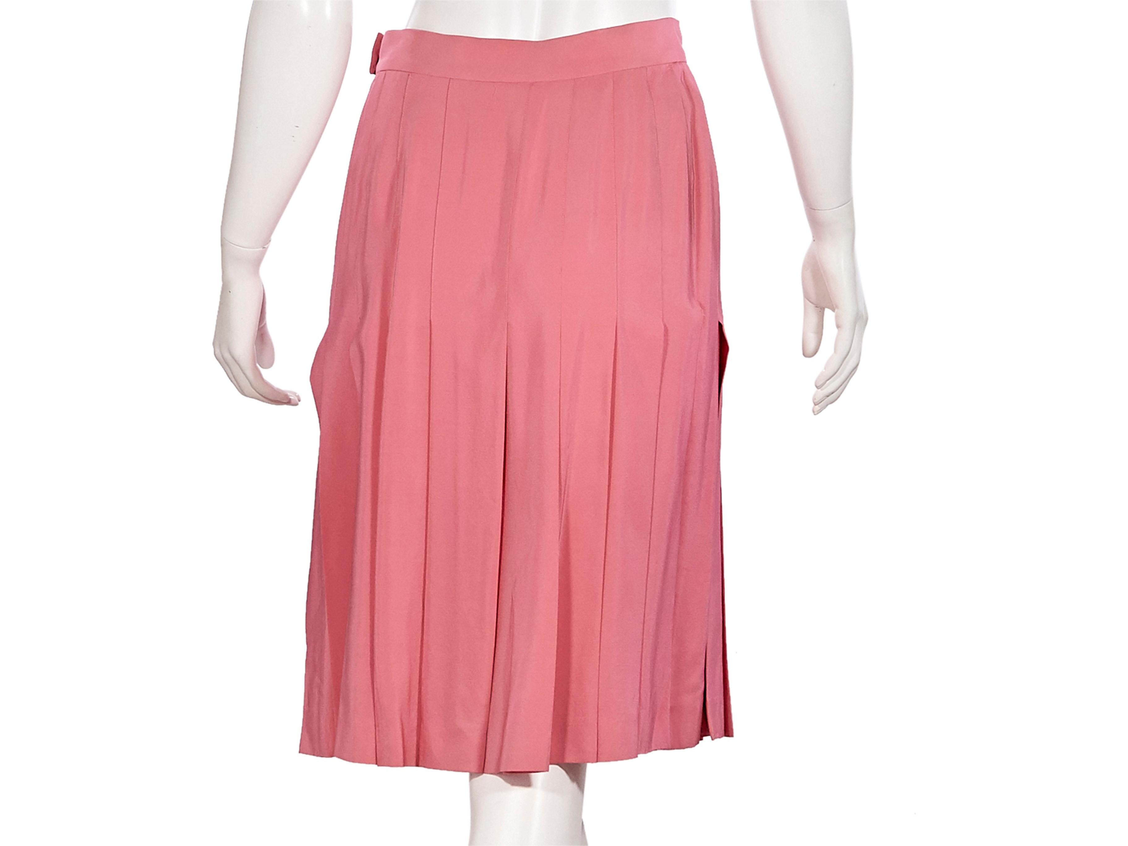 Pink Vintage Chanel Boutique Pleated Silk Skirt In Good Condition In New York, NY