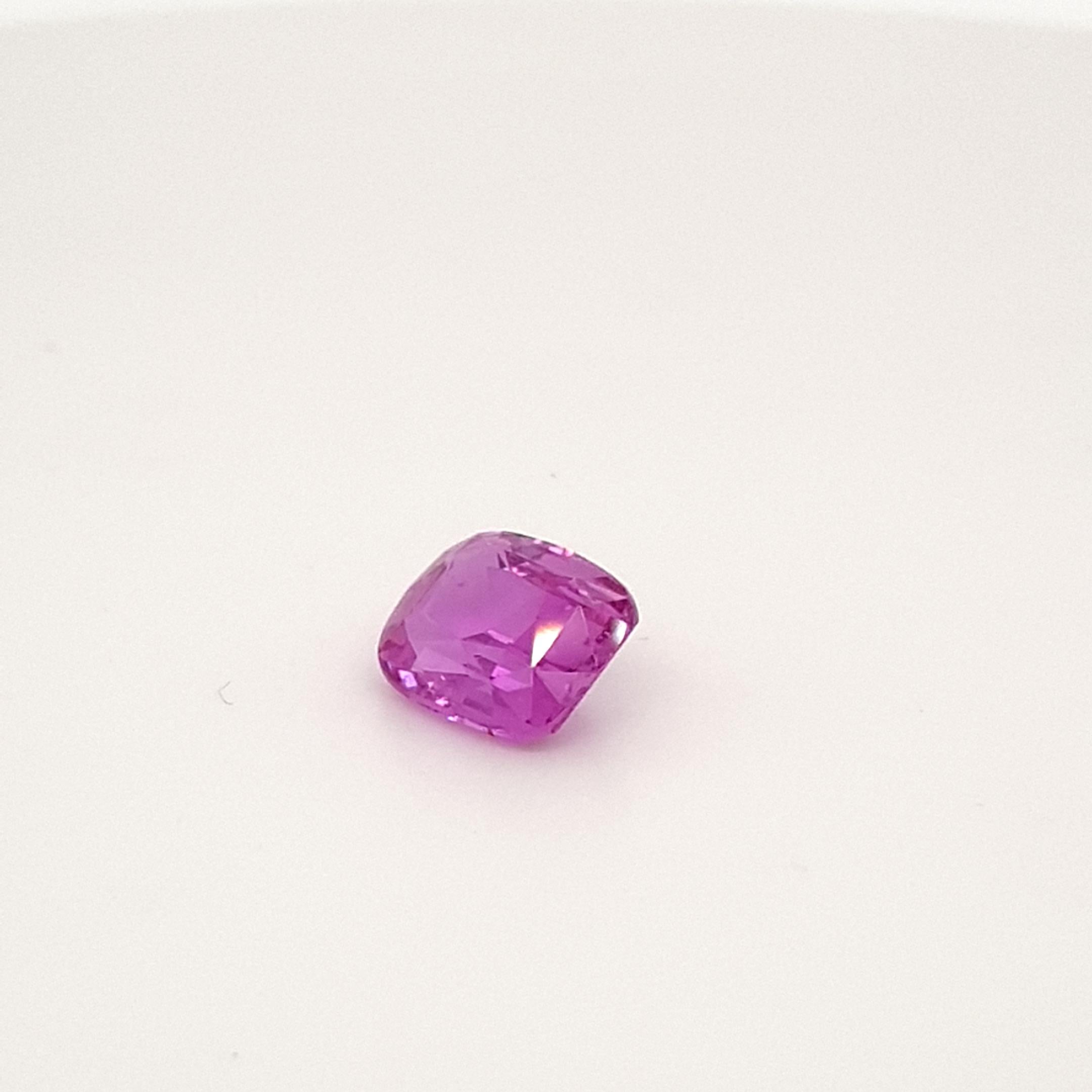Pink Violet Sapphire, Faceted Gem, 3, 04 Ct., Loose Gemstone, no treatments For Sale 2