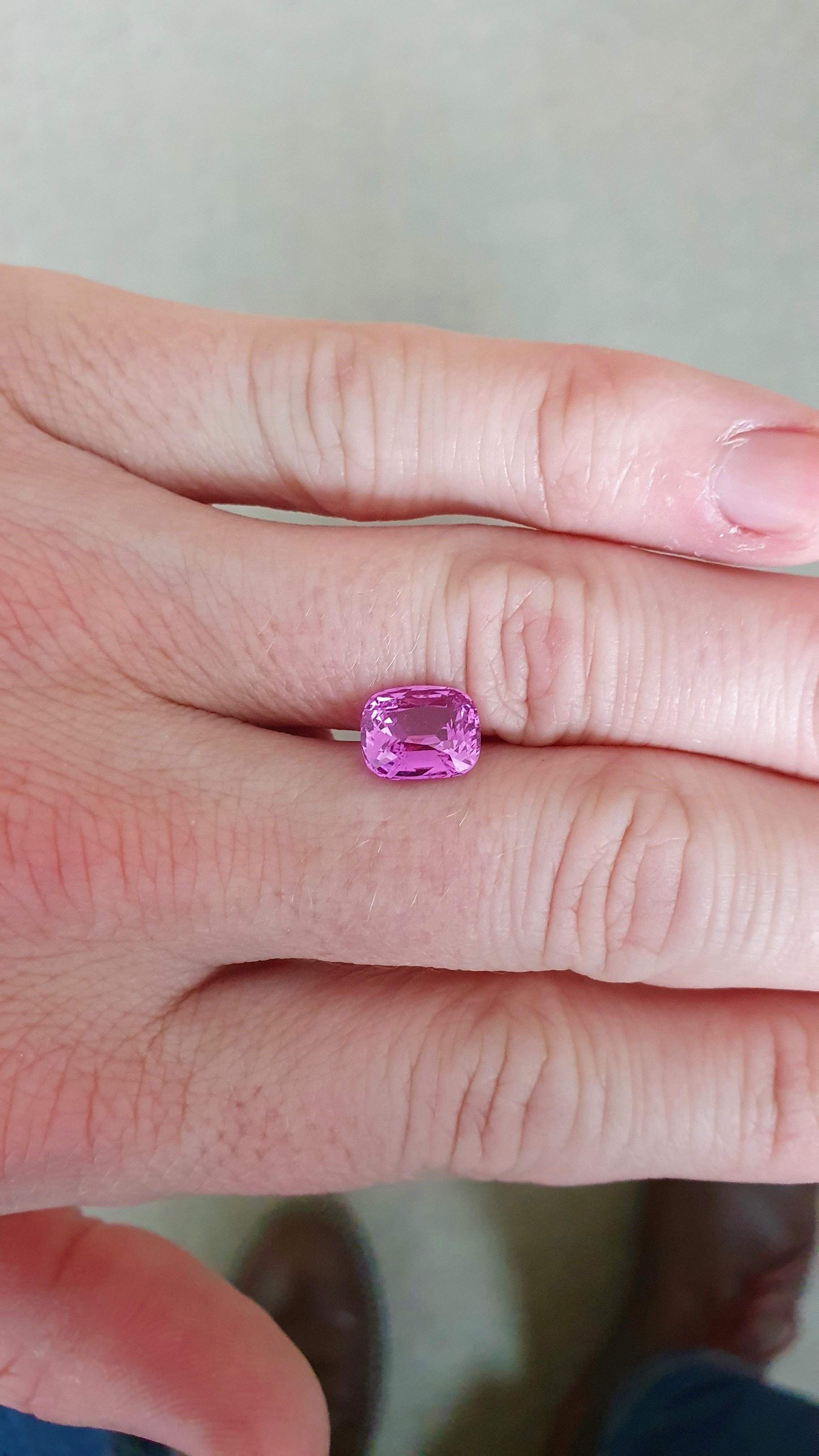 Pink Violet Sapphire, Faceted Gem, 3, 04 Ct., Loose Gemstone, no treatments For Sale 6