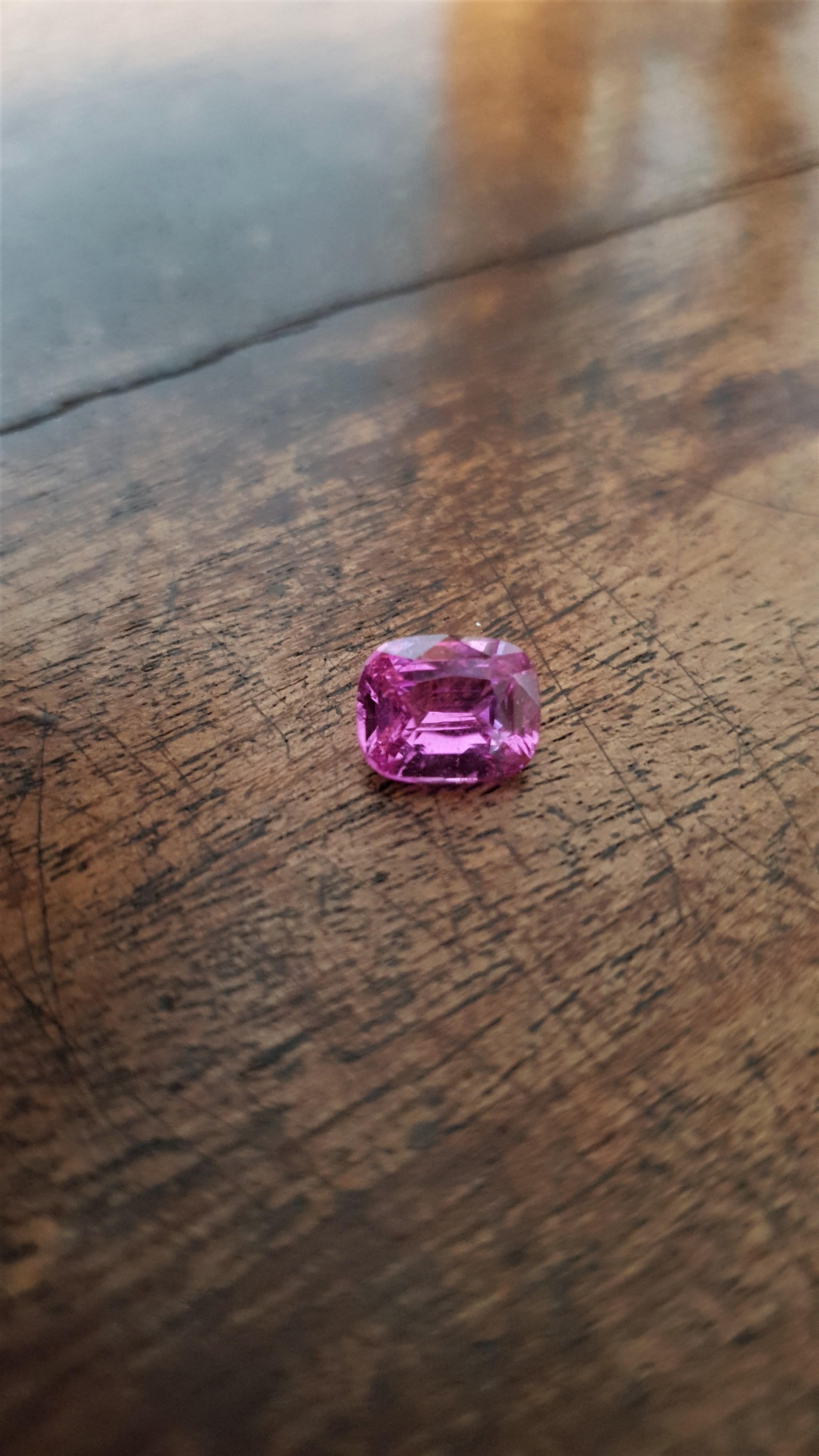 Pink Violet Sapphire, Faceted Gem, 3, 04 Ct., Loose Gemstone, no treatments For Sale 7