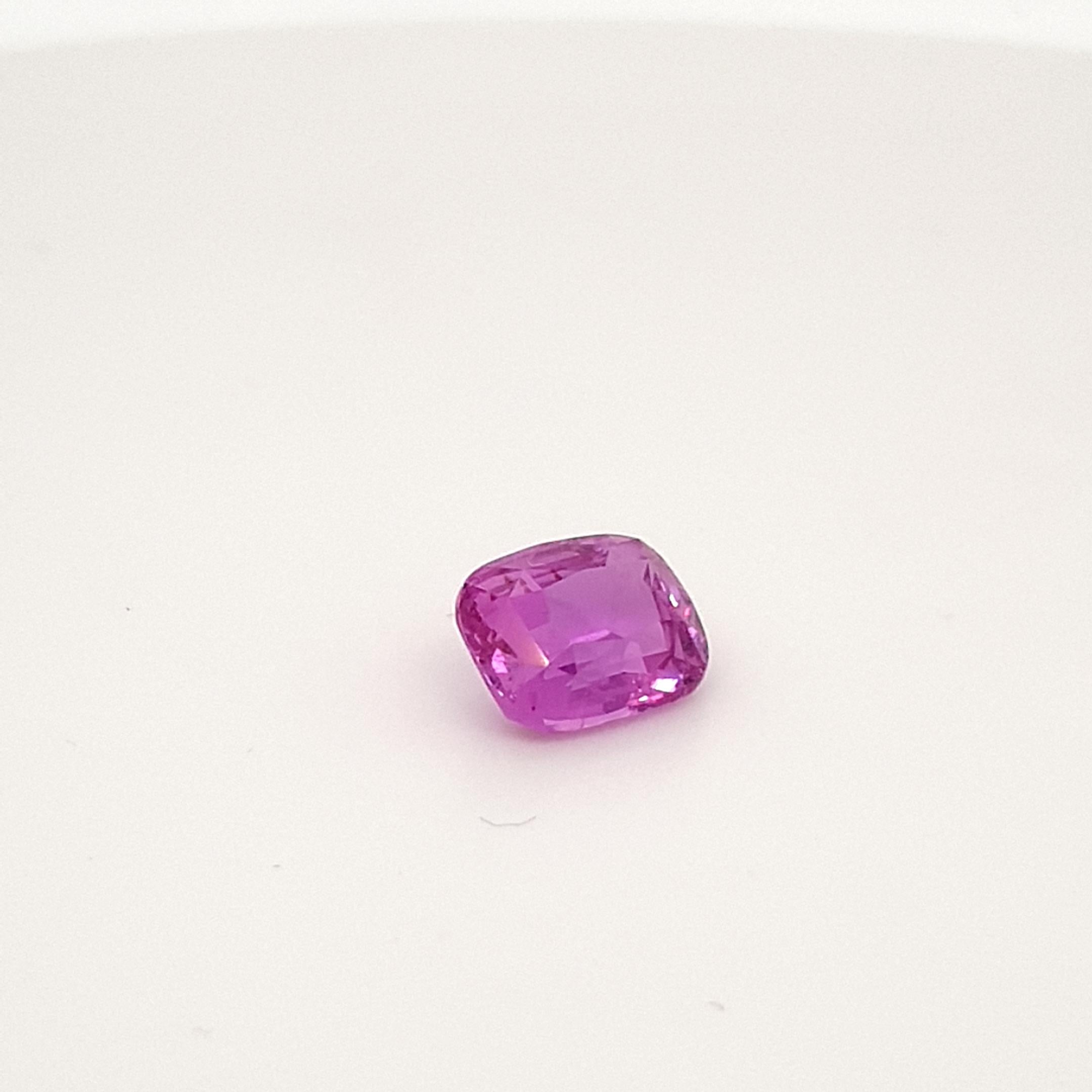 Cushion Cut Pink Violet Sapphire, Faceted Gem, 3, 04 Ct., Loose Gemstone, no treatments For Sale