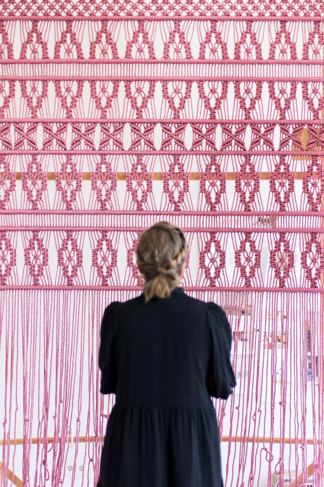 Pink Wall Hanging Rug by Milla Novo In New Condition In Geneve, CH