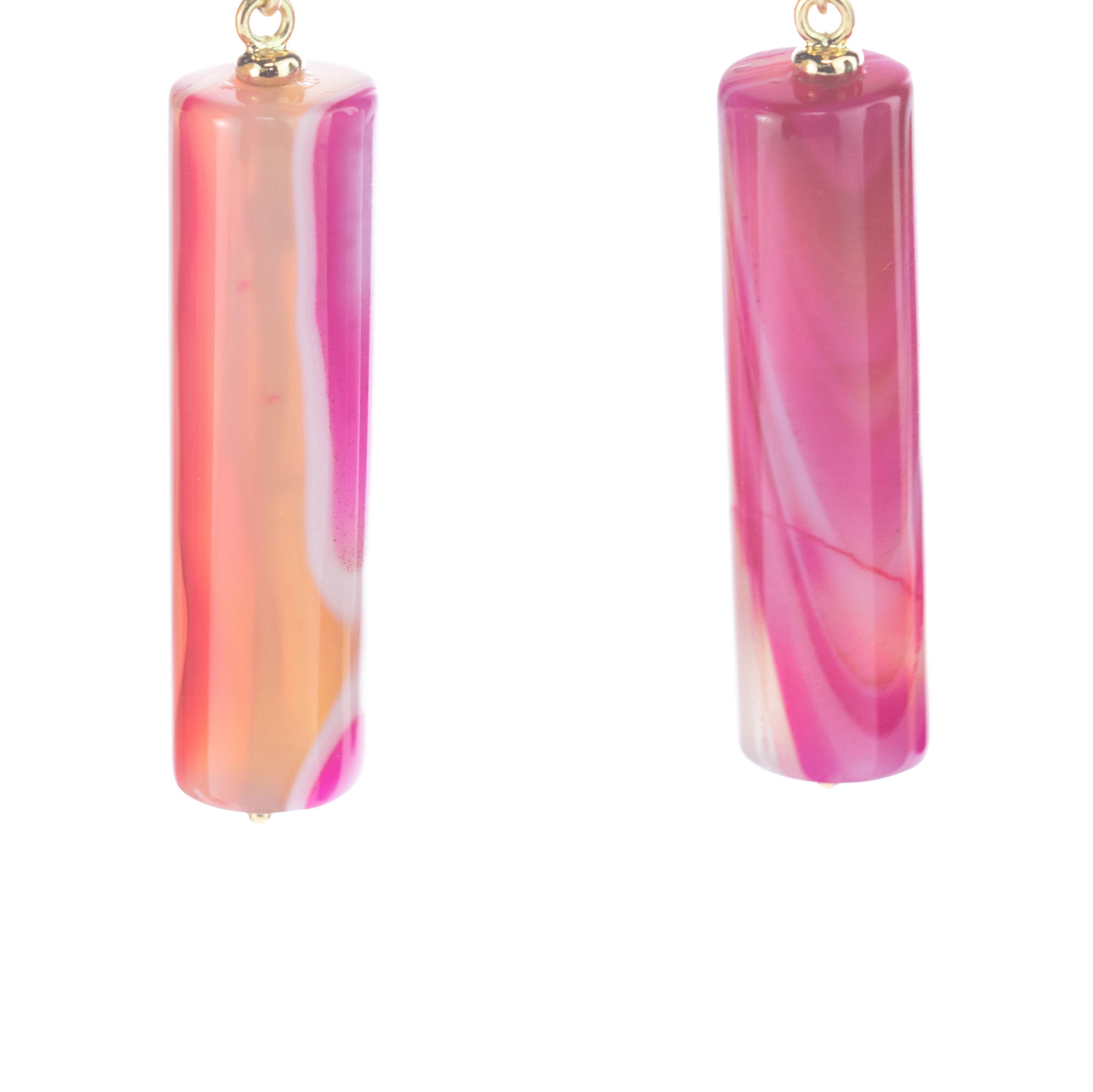 Taille mixte Pendants d'oreilles cocktail en or jaune 18 carats avec tubes en agate rose et blanche, fabriqués à la main en vente