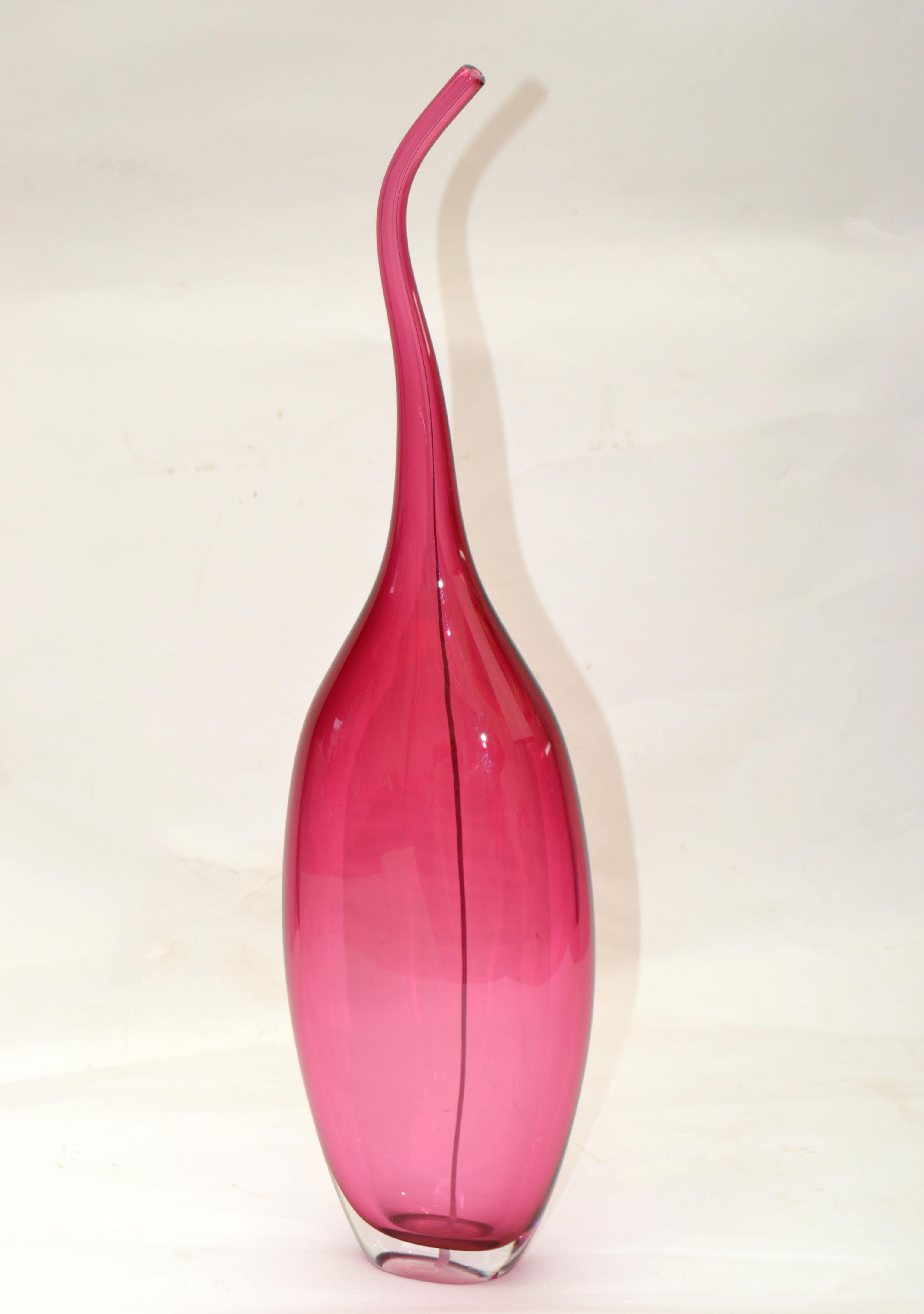 Pink & White Blown Murano Art Glass Bud Flower Vase, Italy Mid-Century Modern For Sale 3