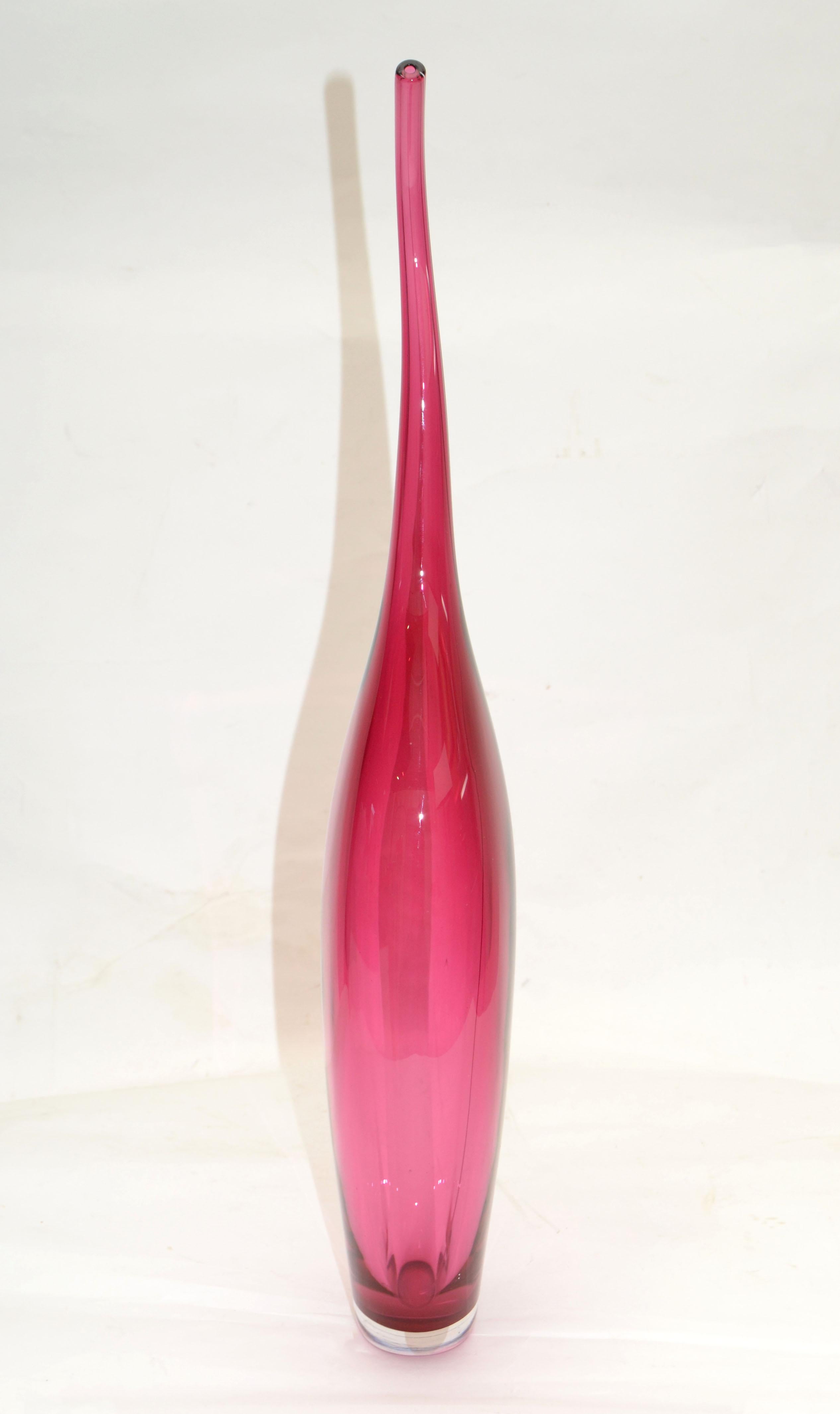 Italian Pink & White Blown Murano Art Glass Bud Flower Vase, Italy Mid-Century Modern For Sale