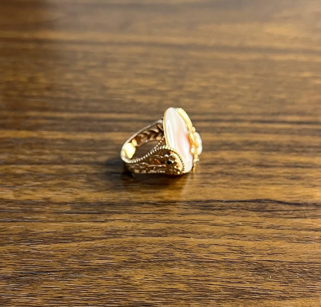 Round Cut Pink White Mother of Pearl Floral Flower Nature Leaf Inspired 14K Rose Gold Ring For Sale