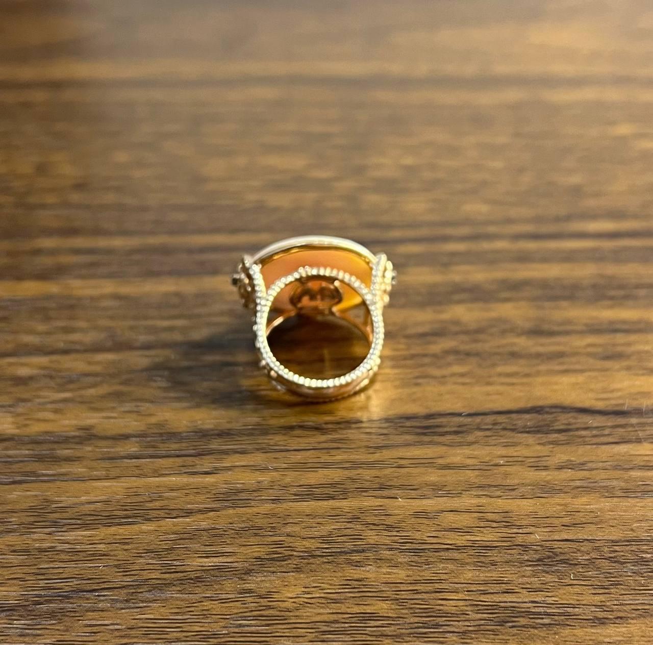Pink White Mother of Pearl Floral Flower Nature Leaf Inspired 14K Rose Gold Ring In New Condition For Sale In Oakton, VA