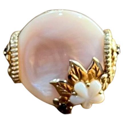 Pink White Mother of Pearl Floral Flower Nature Leaf Inspired 14K Rose Gold Ring For Sale