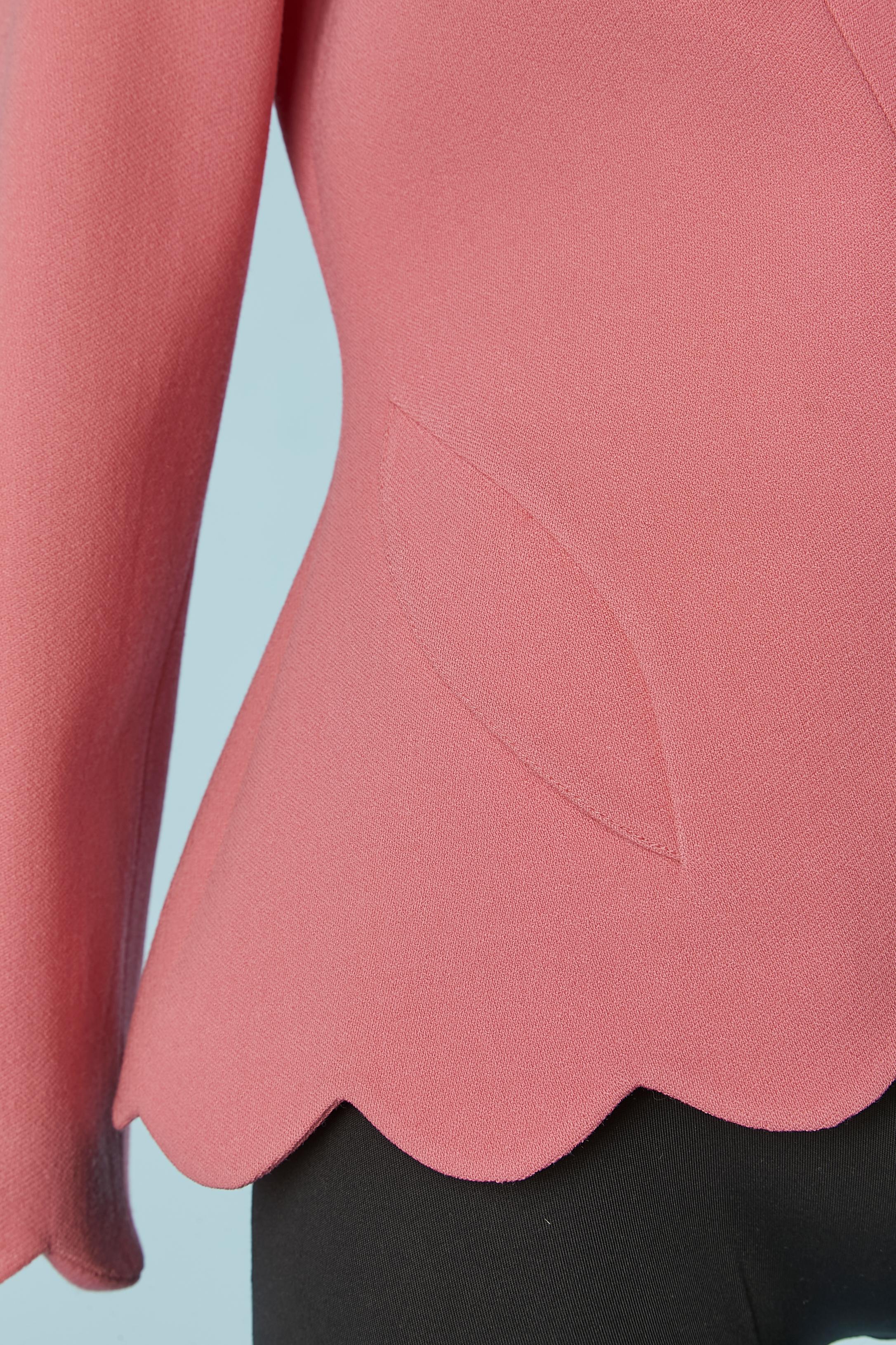 Veste asymétrique enveloppée de laine rose avec boucle rose Thierry Mugler ACTIV  Excellent état - En vente à Saint-Ouen-Sur-Seine, FR