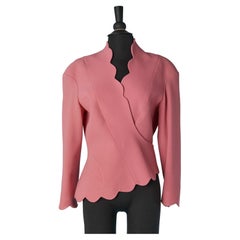 Veste asymétrique enveloppée de laine rose avec boucle rose Thierry Mugler ACTIV 