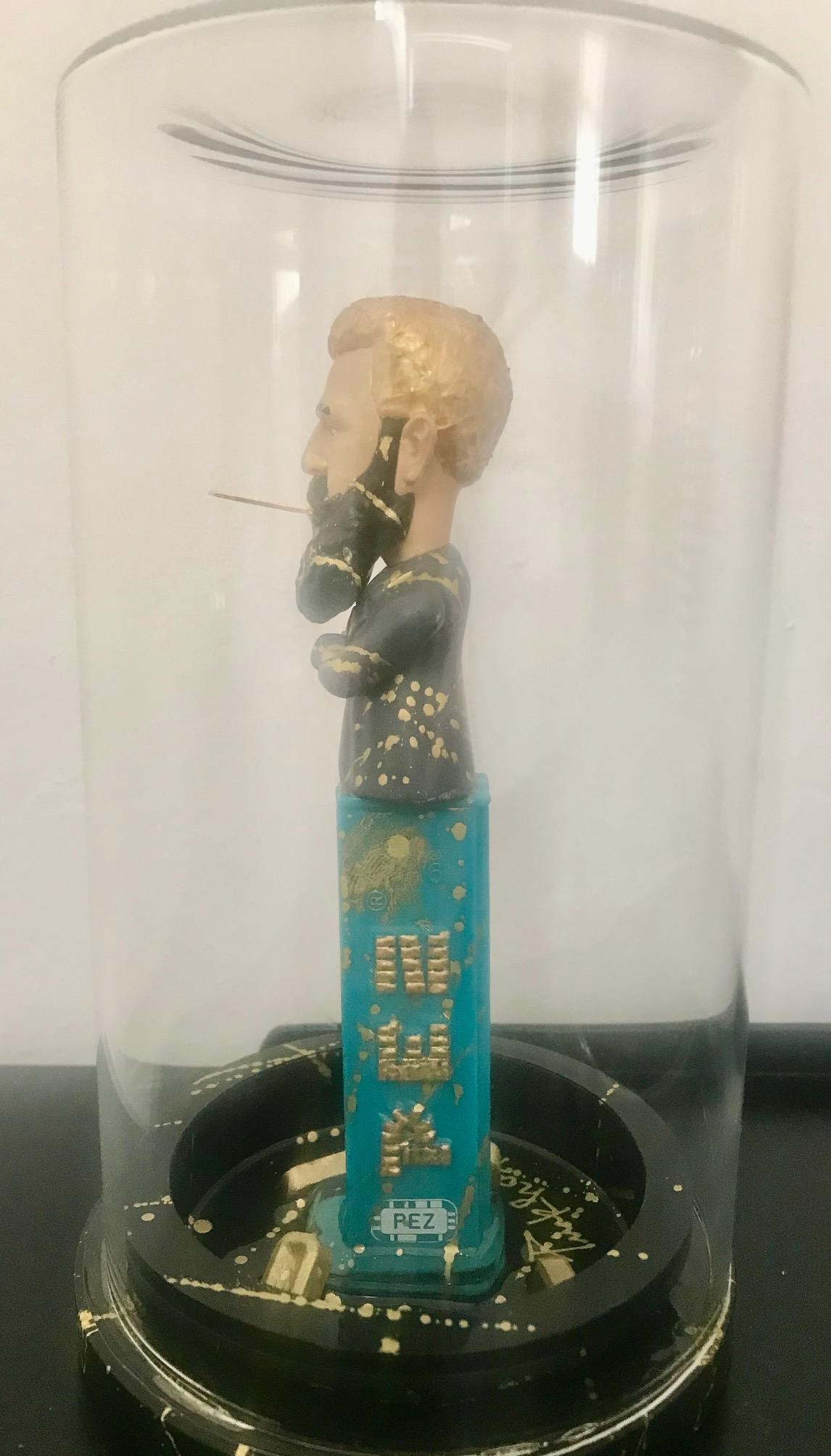 PINKHAS Figurative Sculpture - Combien tu Pez?  Gold Herzl. Heroes of Israel. Unique piece