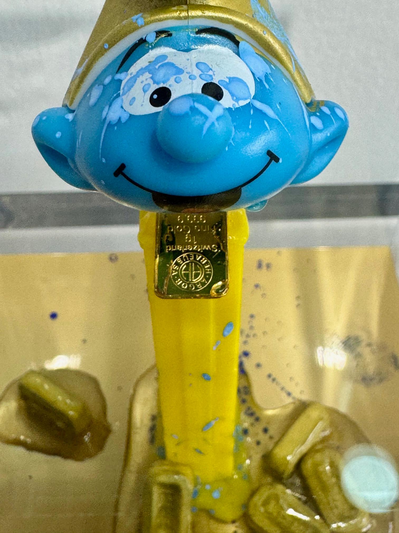 Combien tu Pez? PINKHAS Gold Bar Schtroumpf Smurf Unique Piece  For Sale 4