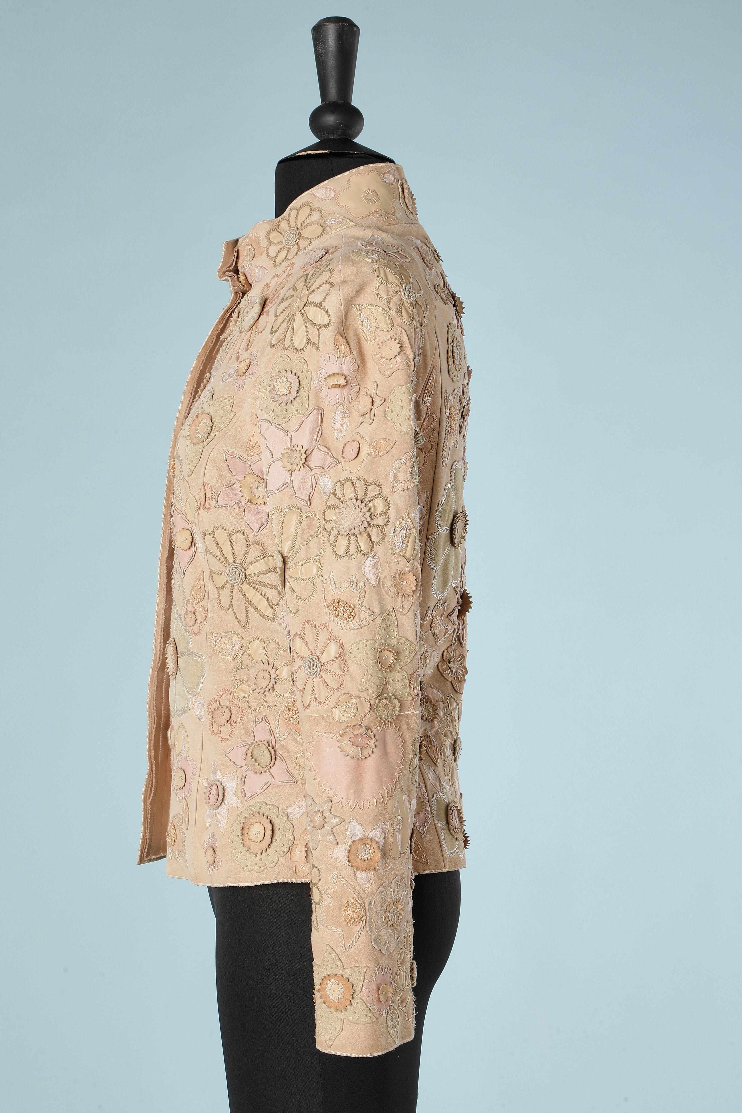 Pinkish beige suede jacket with suede and leather flowers appliqué J Mendel For Sale 1