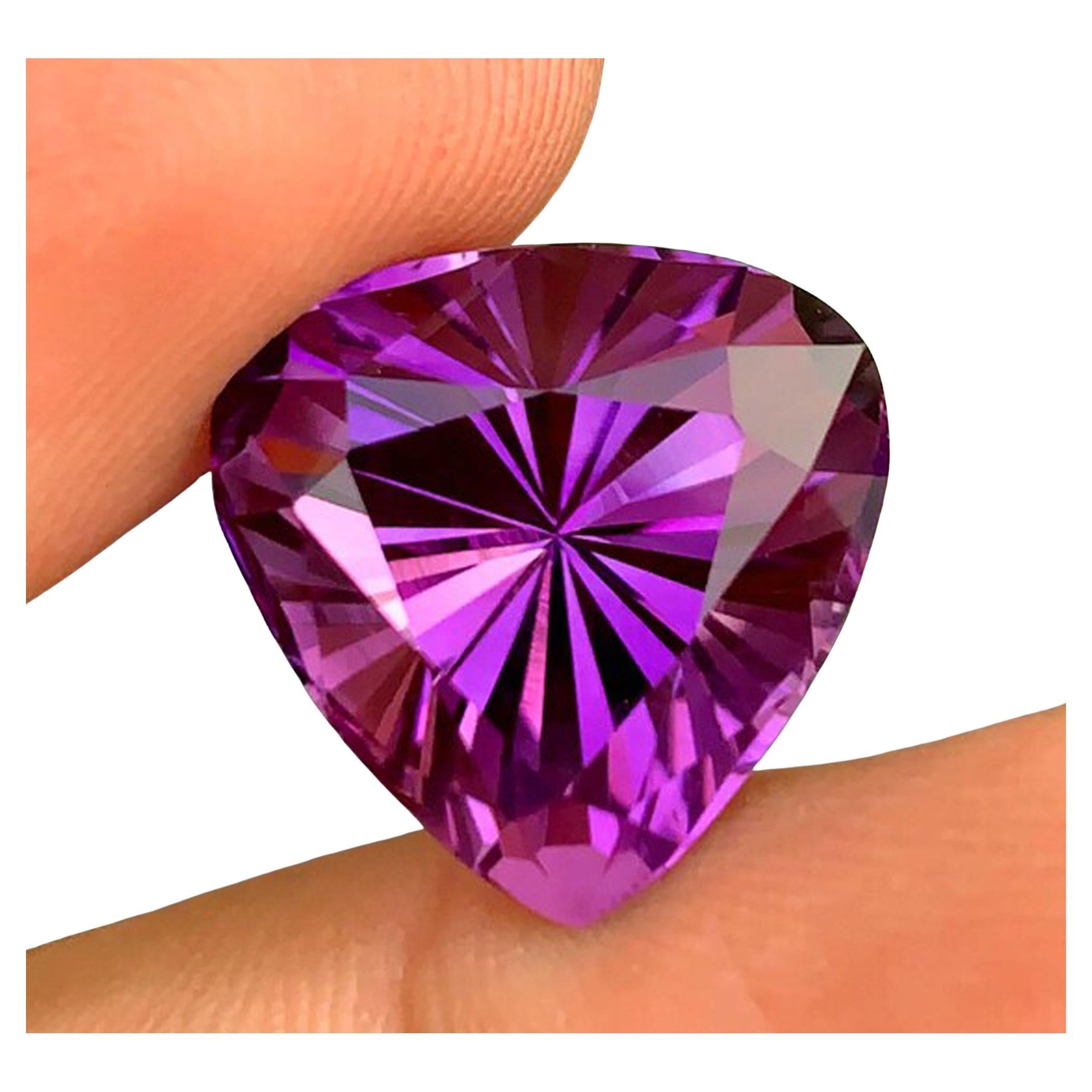 Pinkish Purple Amethyst Gemstone: 18.55 Carat Pear Cut for Jewelry