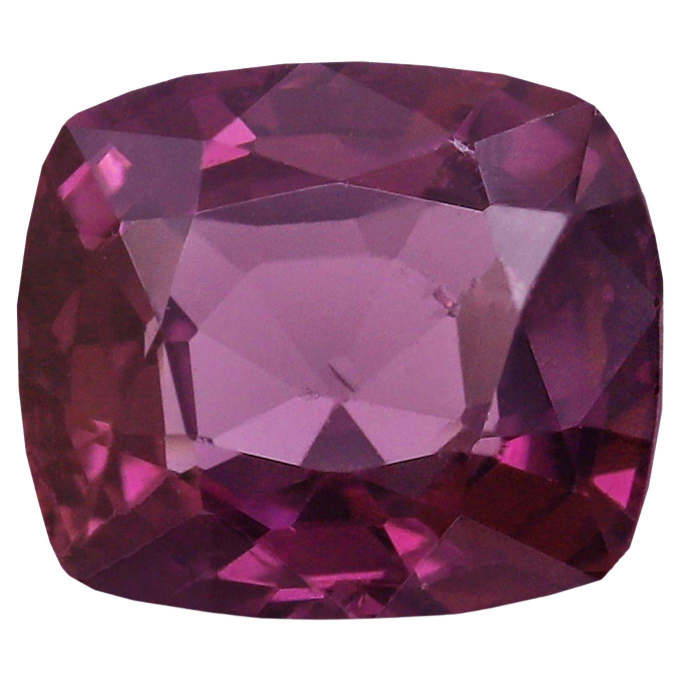 Pinkish Purple Spinel For Ring 1.61 Carats Spinel Gemstones Spinel Jewellery  For Sale