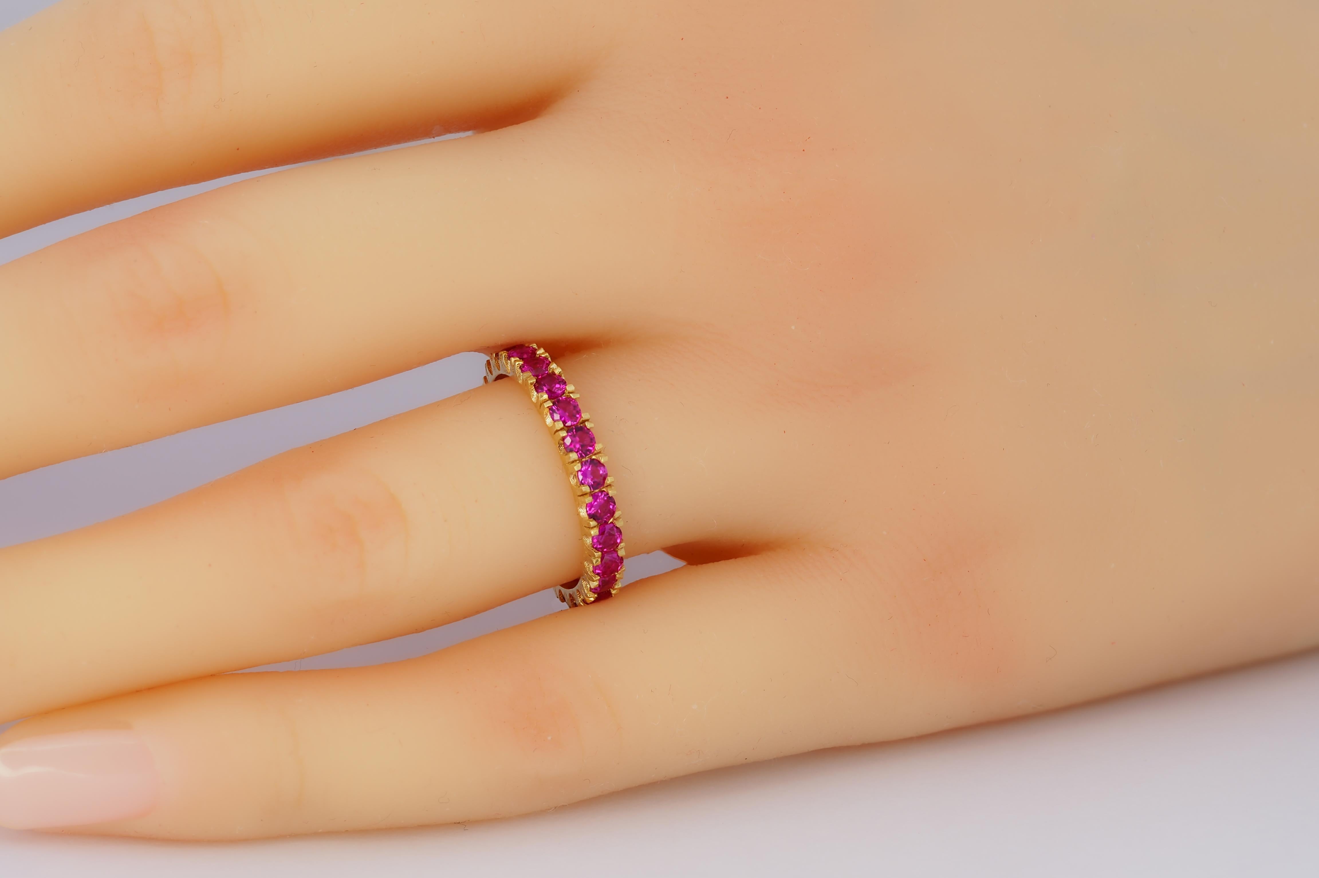 En vente :  Bague d'éternité en or 14k avec pierre précieuse rouge rose 6