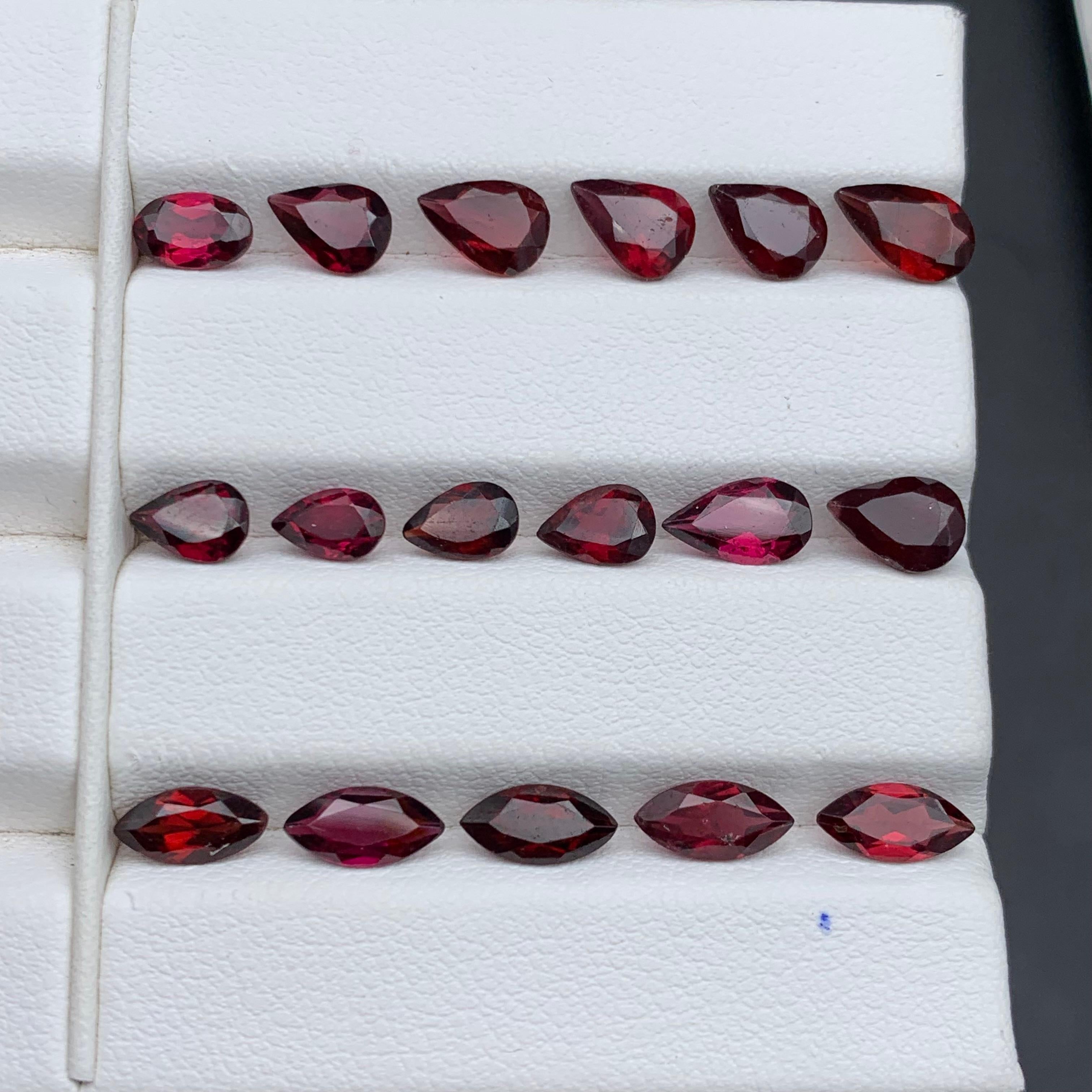 Pierres précieuses en rhodolite naturelle rouge rosé taille bijou de 12.85 carats en vente 3