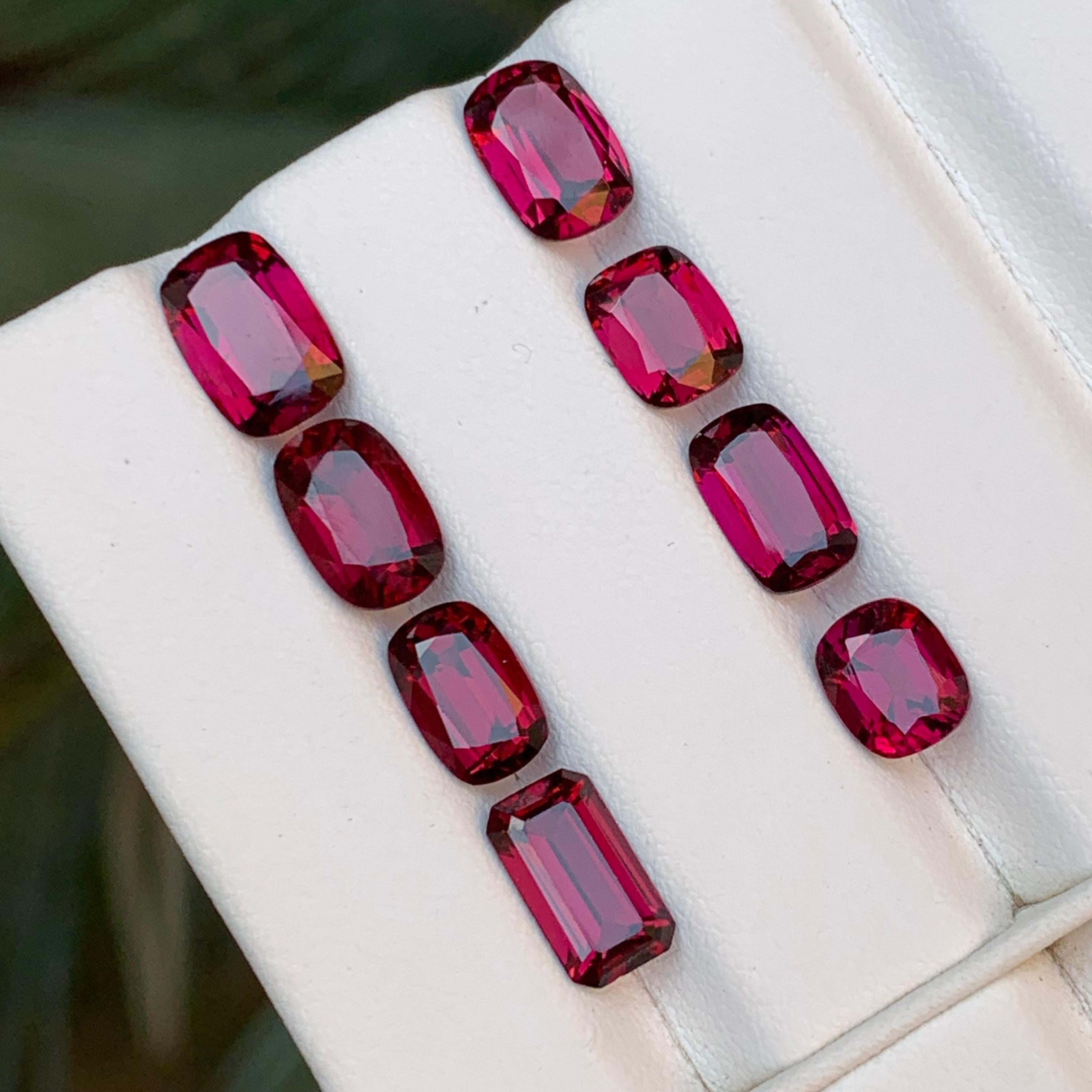 Pierres précieuses en rhodolite naturelle rouge rosé taille bijou de 14.05 carats en vente 1