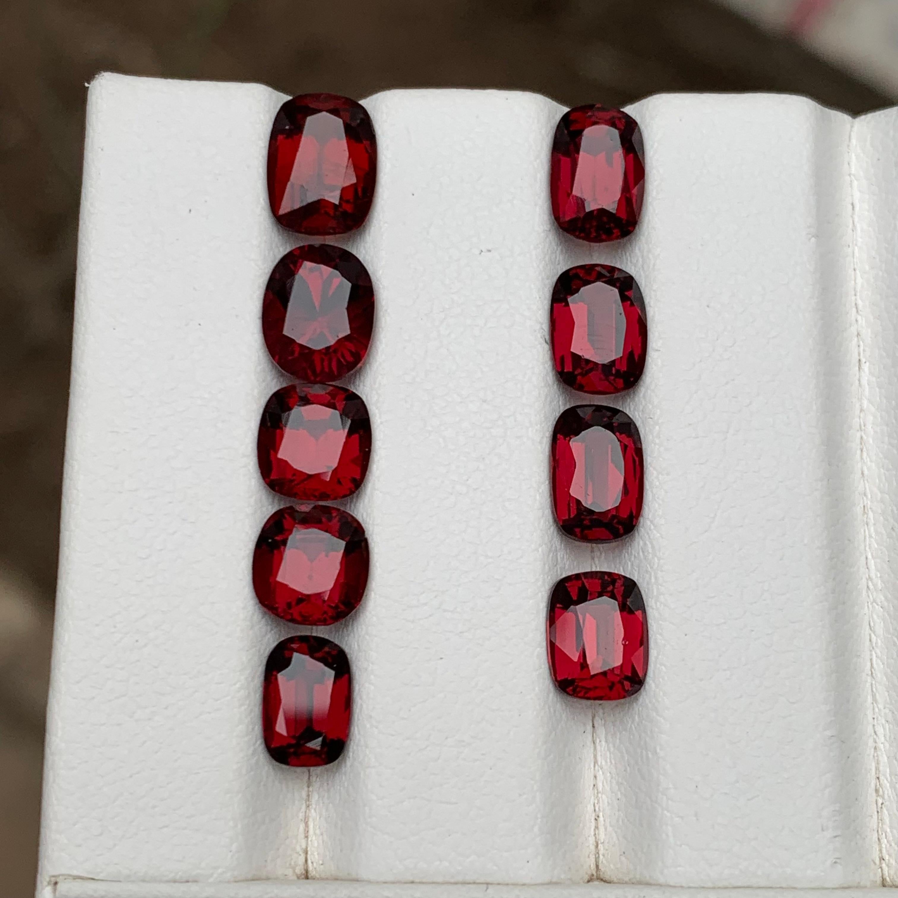 Contemporain Pierres précieuses en rhodolite naturelle rouge rosé taille bijou de 15.65 carats en vente