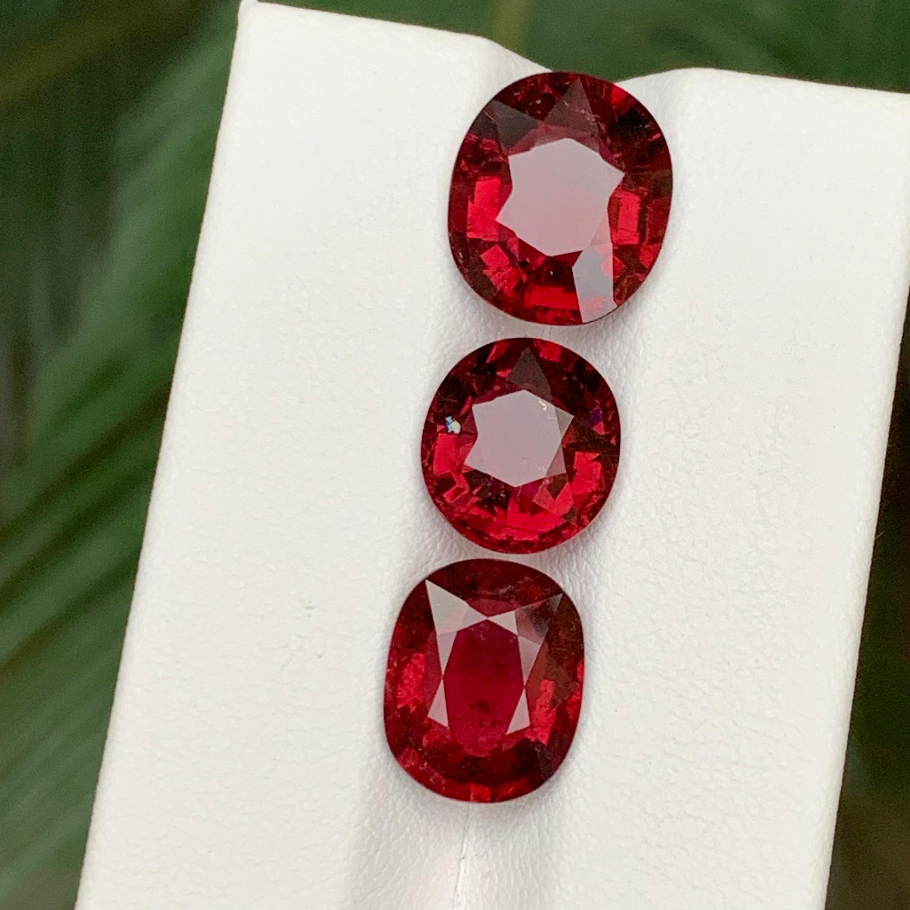 Gemas sueltas de turmalina rubelita natural rojo rosado Lote 12.80Ct talla cojín en venta 4