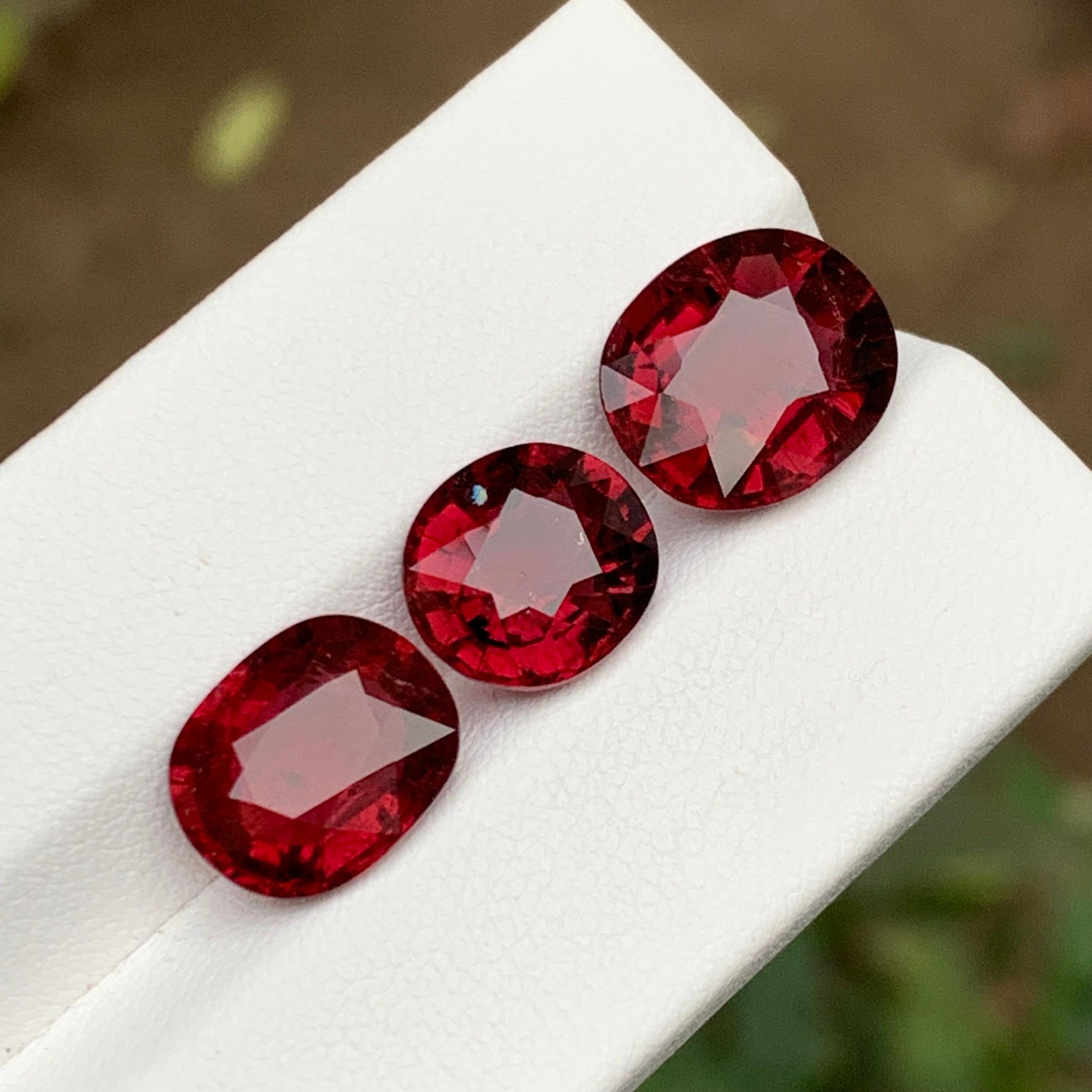 Gemas sueltas de turmalina rubelita natural rojo rosado Lote 12.80Ct talla cojín en venta 5