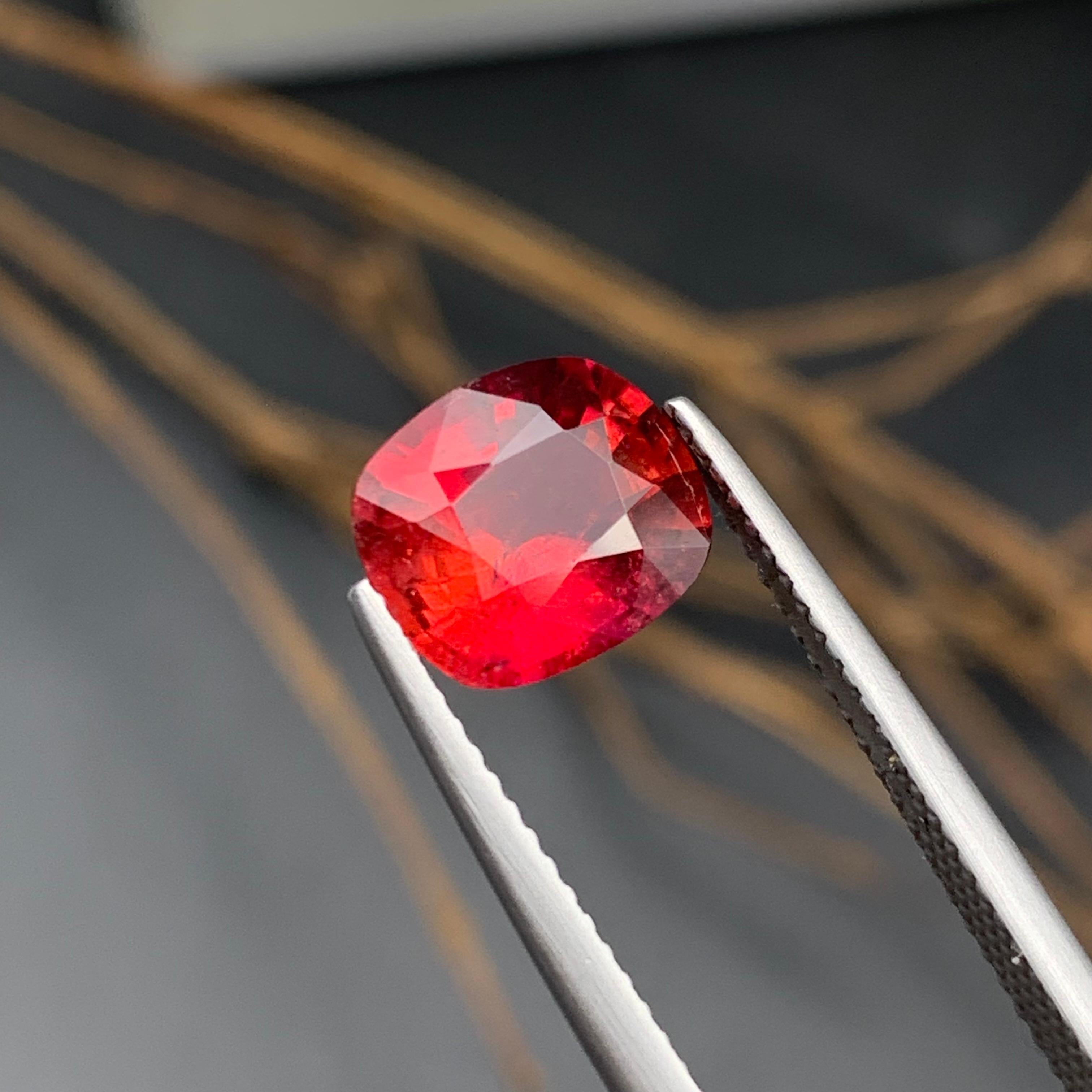 Pinkish Red Natural Rubellite Tourmaline Ring Loose Gemstone 2.40 Ct Cushion Cut For Sale 7