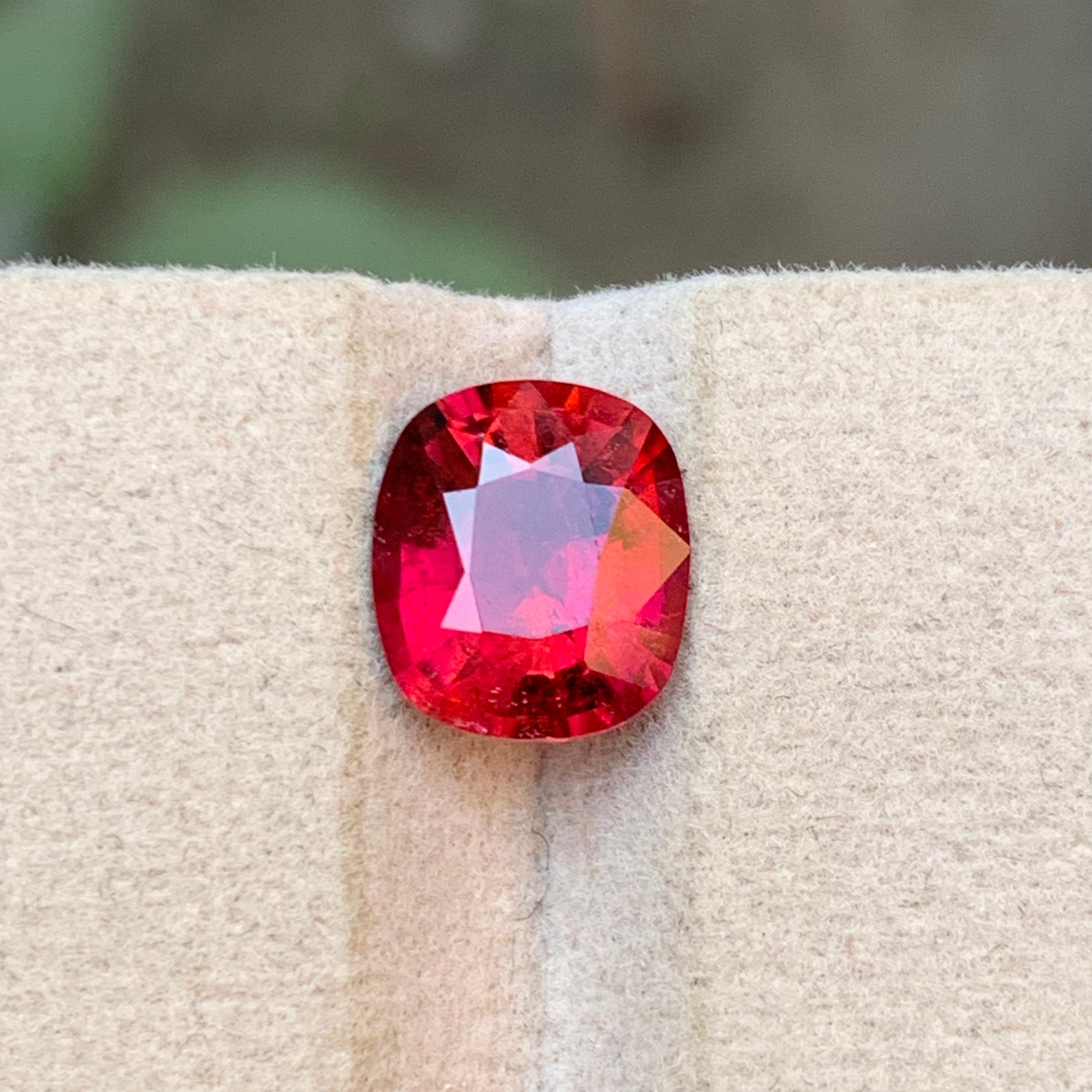 Anillo de turmalina rubelita natural rojo rosado Gema suelta 2,40 ct talla cojín en venta 7