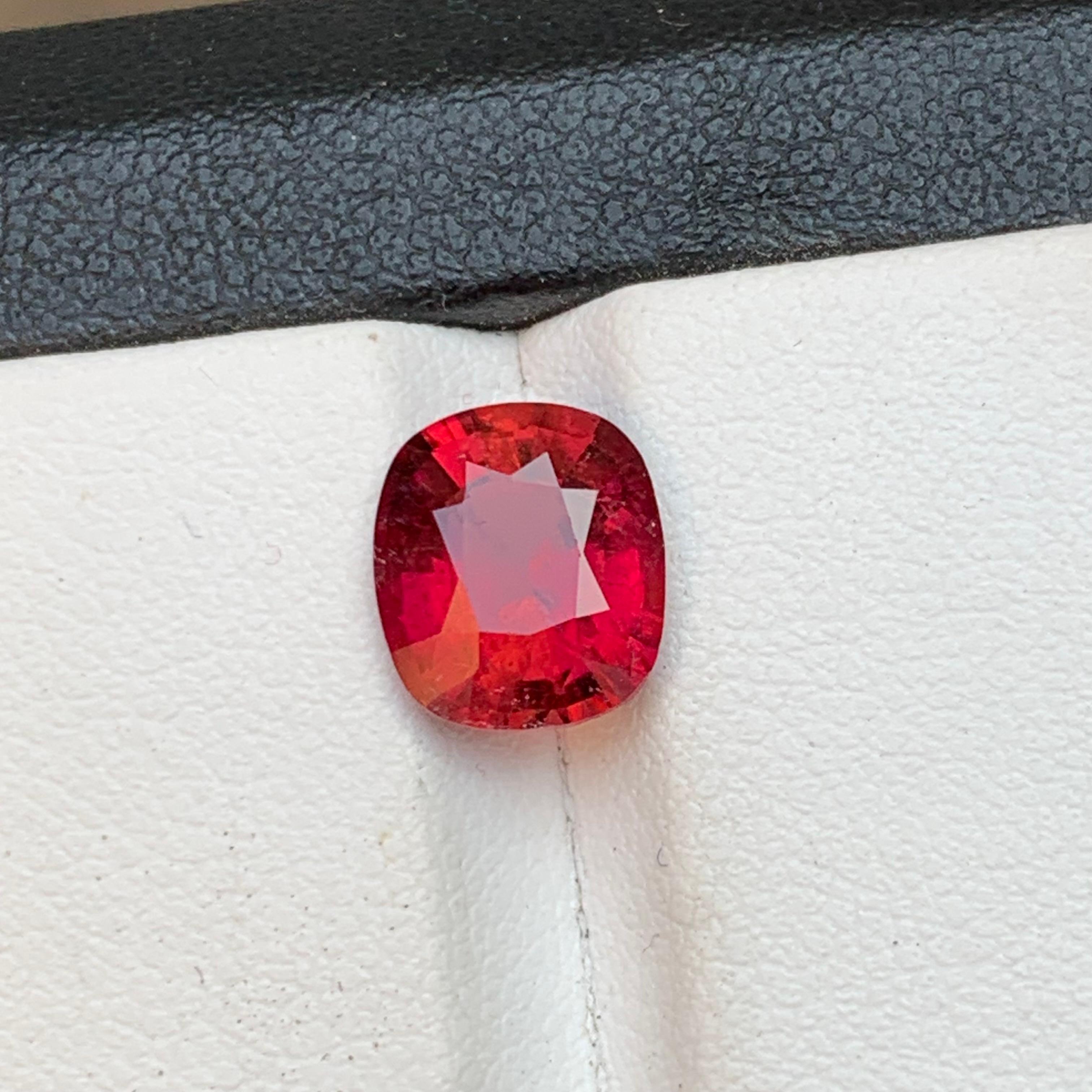 Anillo de turmalina rubelita natural rojo rosado Gema suelta 2,40 ct talla cojín Corte cojín en venta