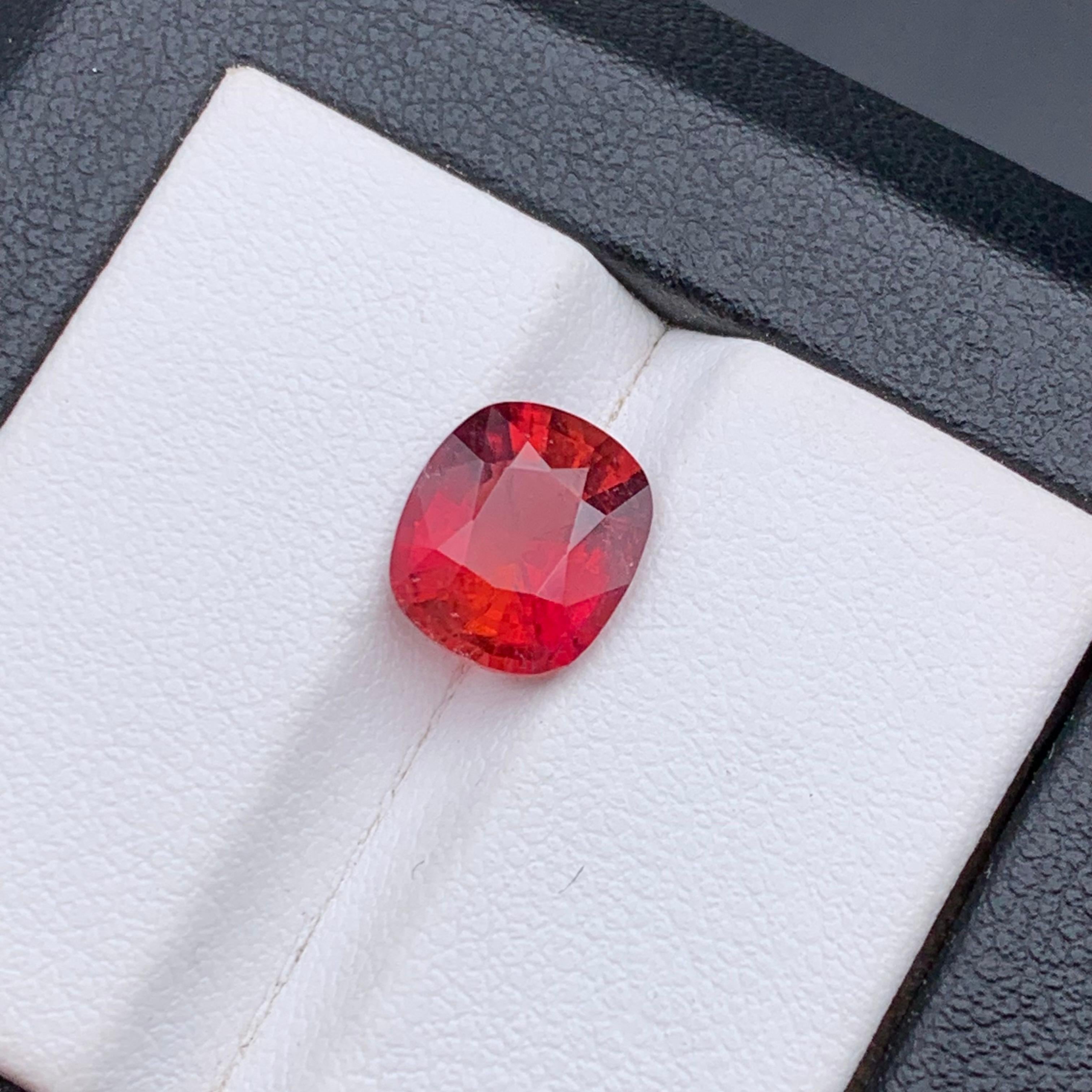 Pinkish Red Natural Rubellite Tourmaline Ring Loose Gemstone 2.40 Ct Cushion Cut For Sale 4
