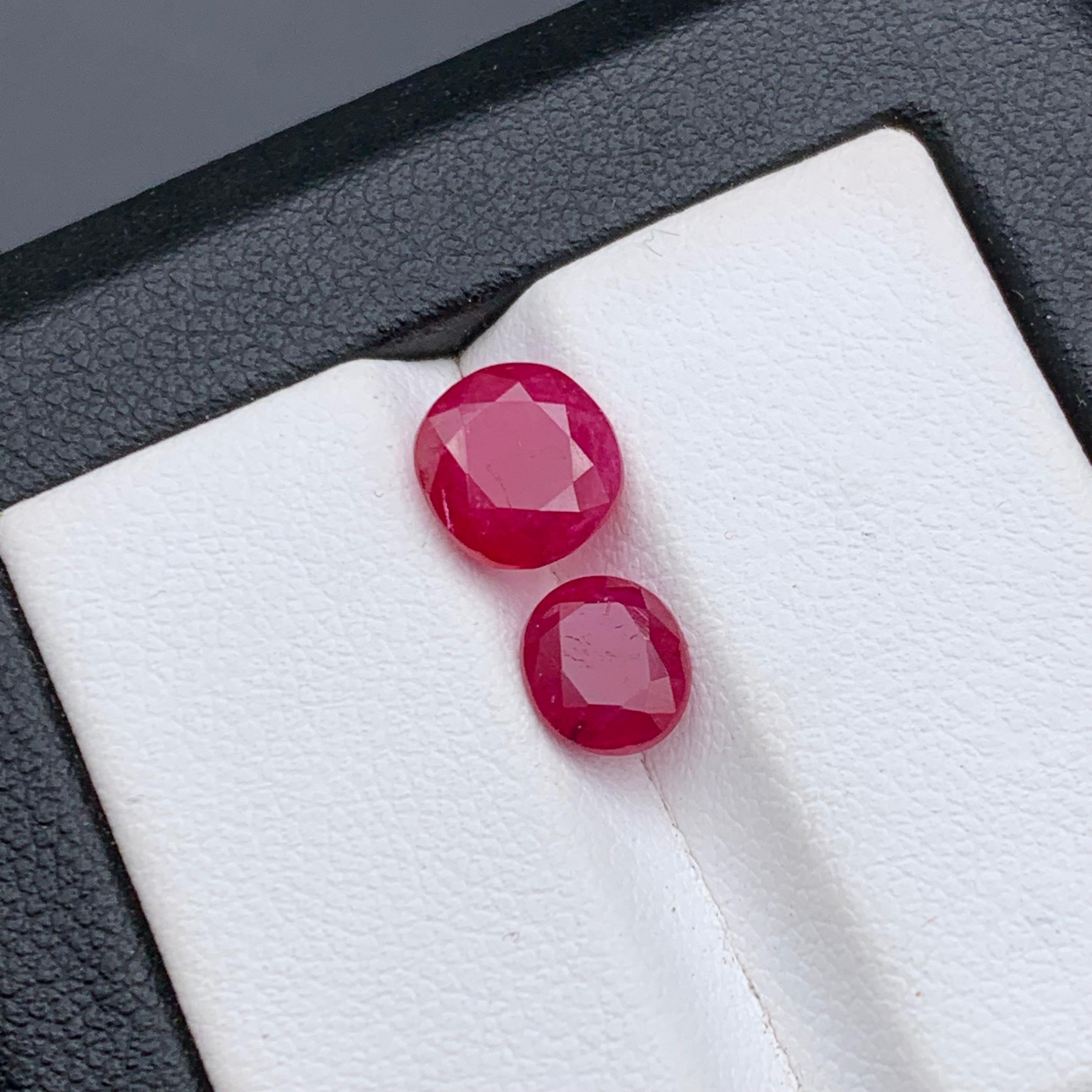 Pinkish Red Natural Ruby Jewelry Size Loose Gemstones 3.40 Carat Round, Oval Cut 4