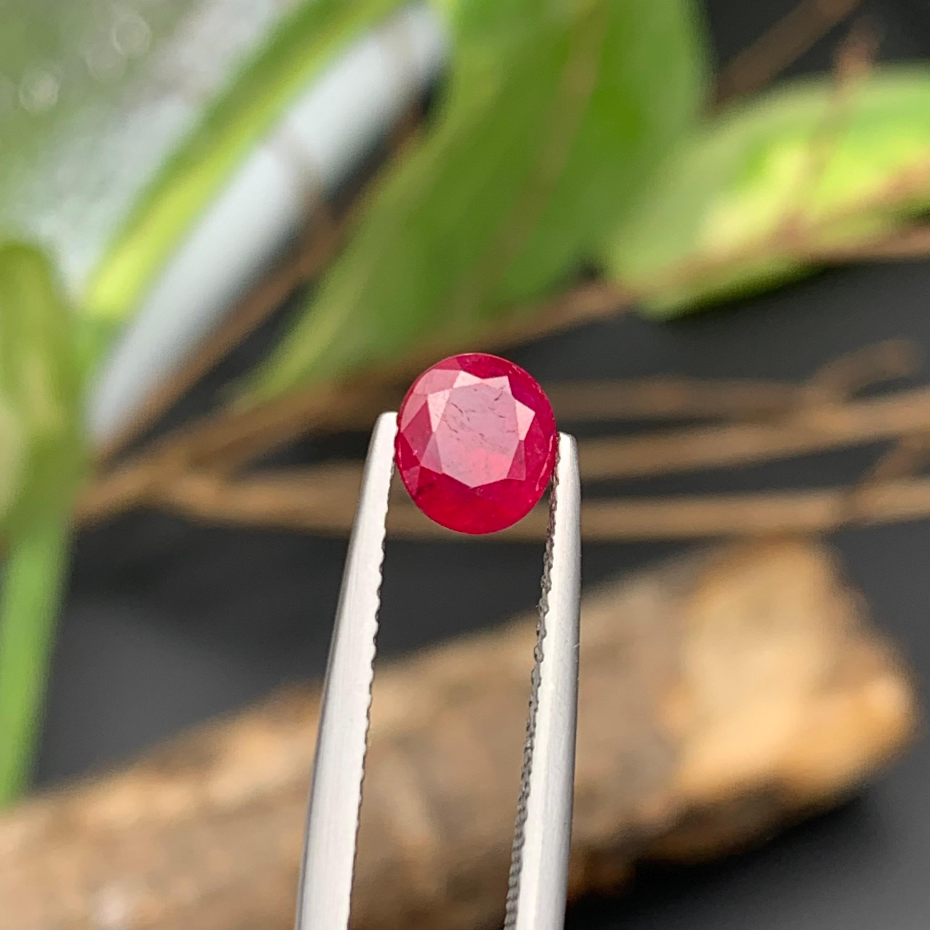 Pinkish Red Natural Ruby Jewelry Size Loose Gemstones 3.40 Carat Round, Oval Cut 5