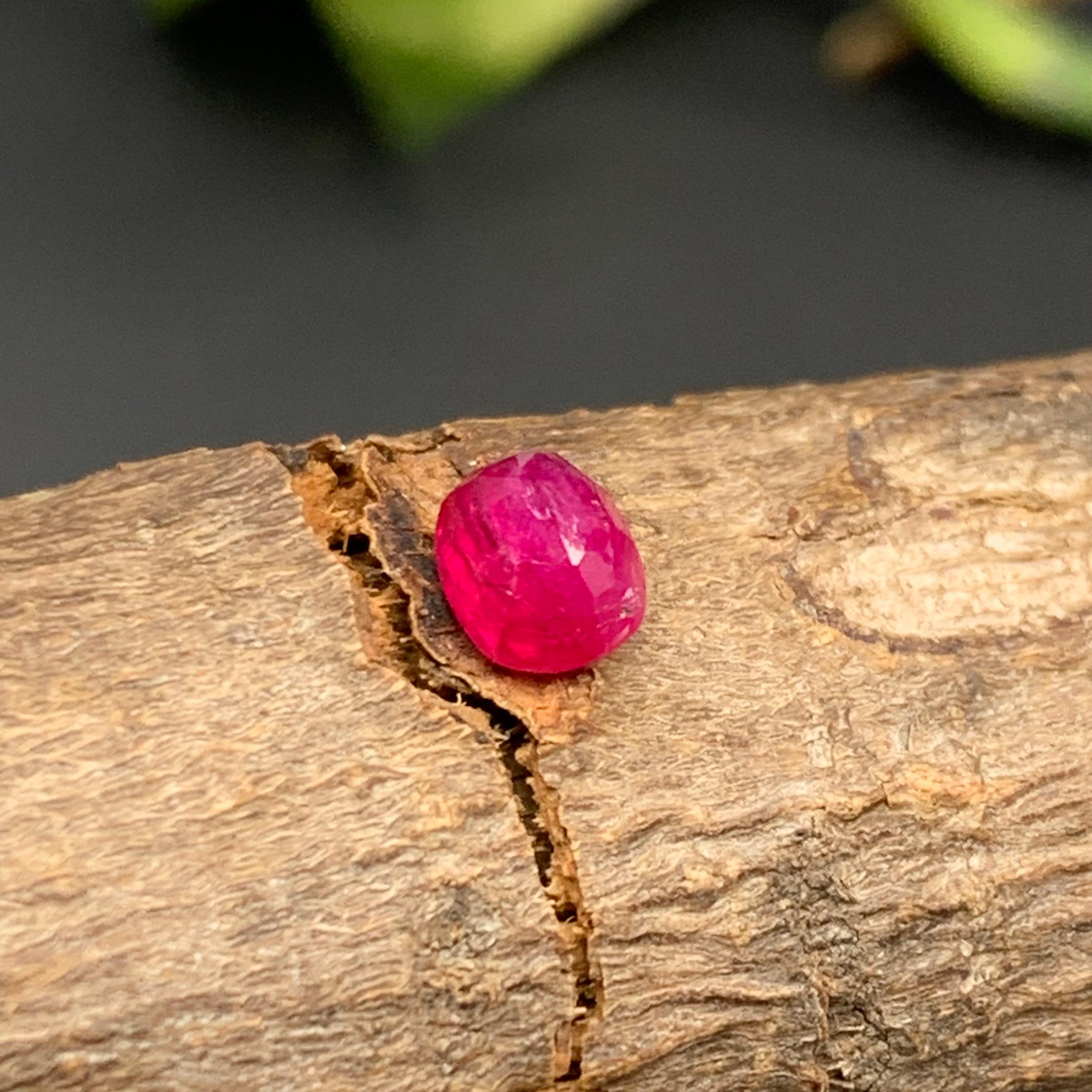 Anillo de rubí natural rojo rosado Piedra suelta 1,30 ct Ovalada talla cojín-Joyería en venta 3