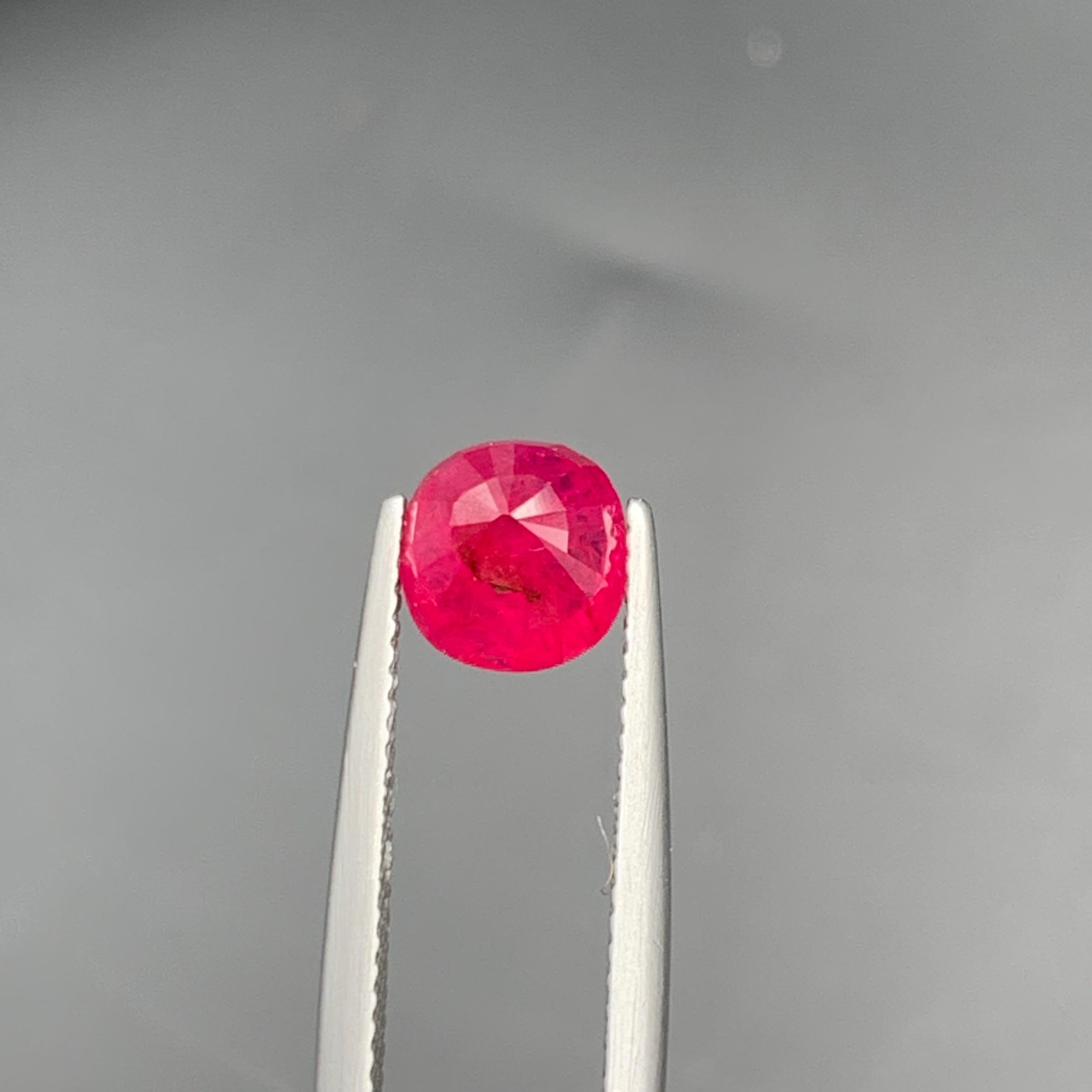 Anillo de rubí natural rojo rosado Piedra suelta 2,10 quilates talla cojín para joyería en Nuevo Estado en Peshawar, PK